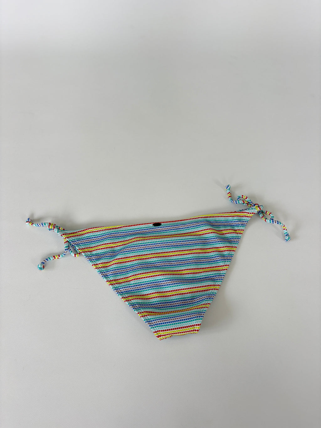 36 / O'Neil Bikini