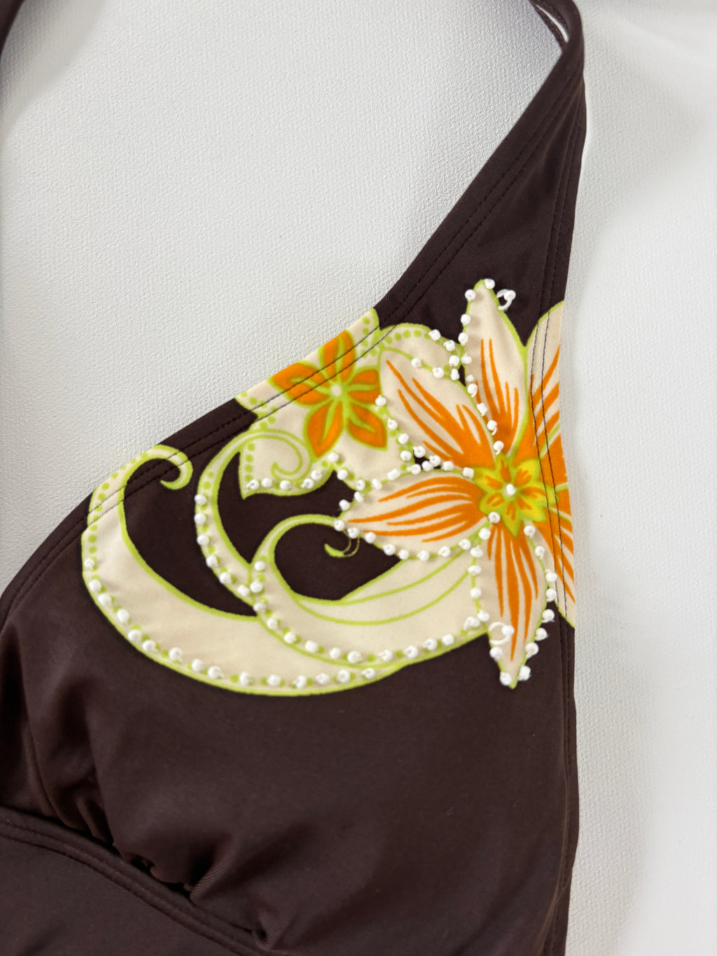 39 / Ripcurl Brown Halter Bikini Top w/ Beaded Detail