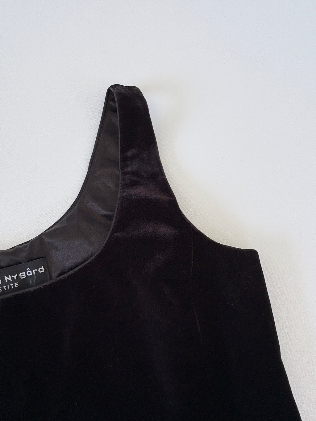 53 / Bianca Nygård Velvet Tank Top