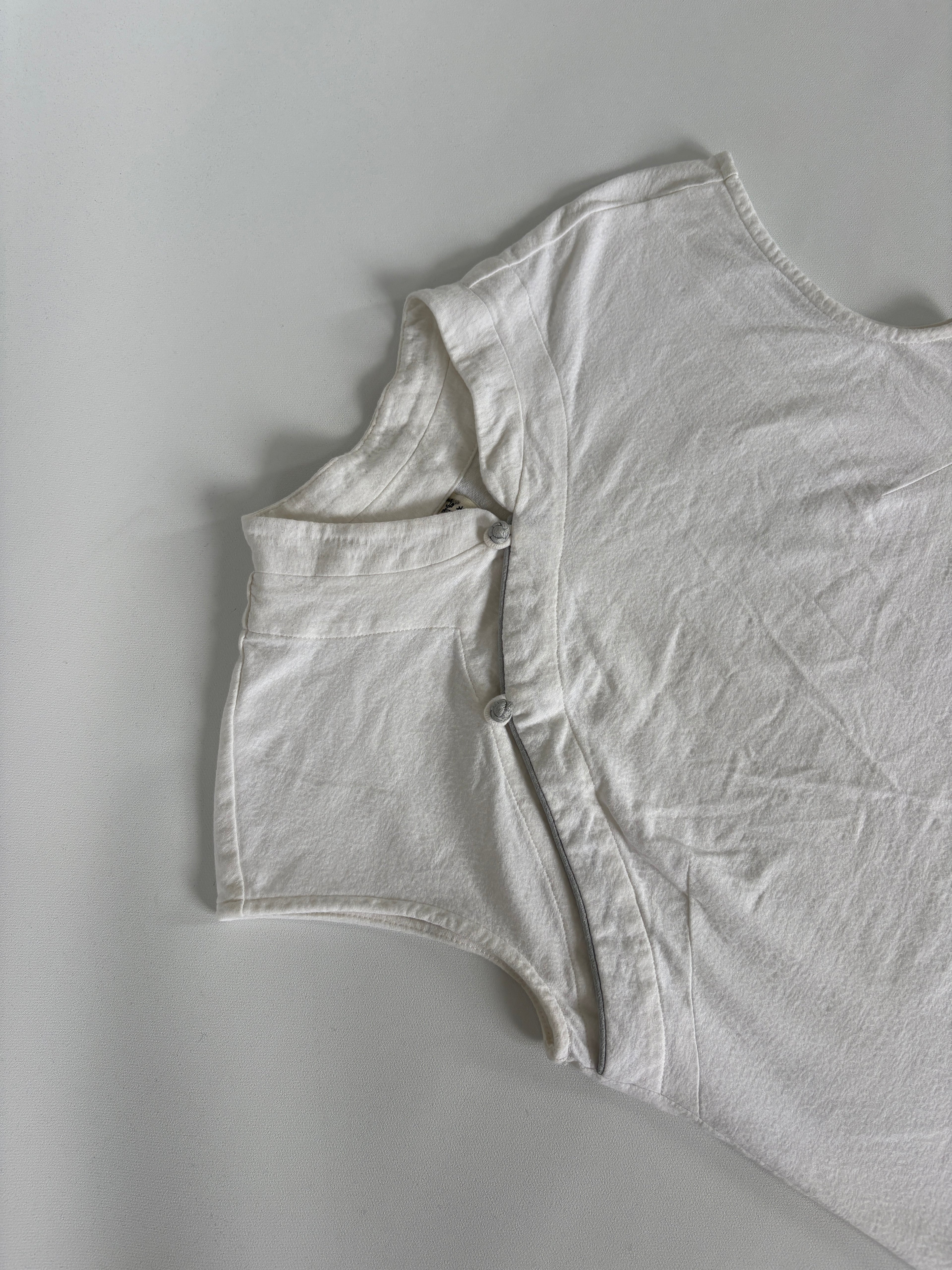 62 / White Cap Sleeve Top w/ Grey Knotted Buttons