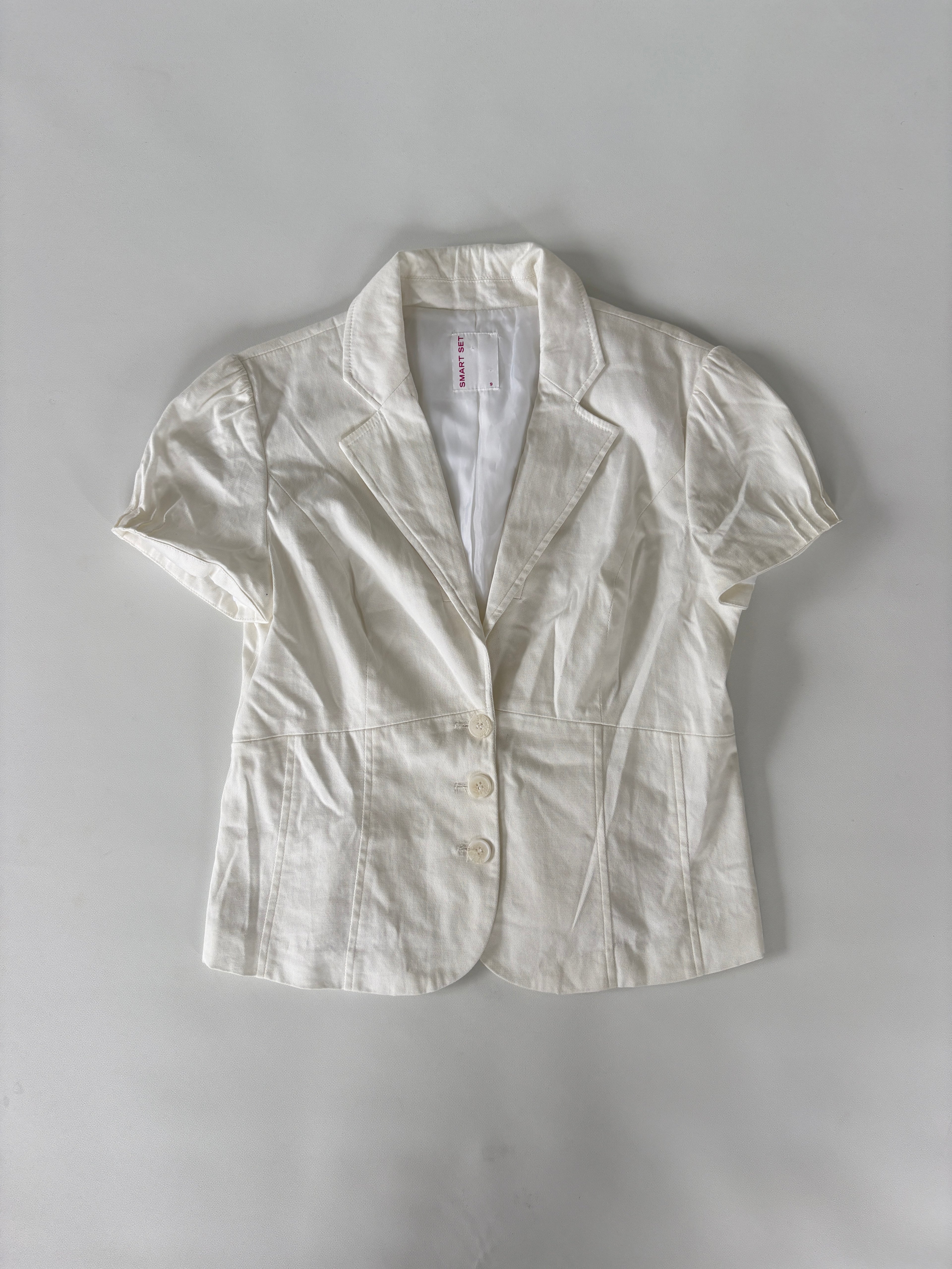 66 / Smart Set White Button Up w/ Shoulder Pads