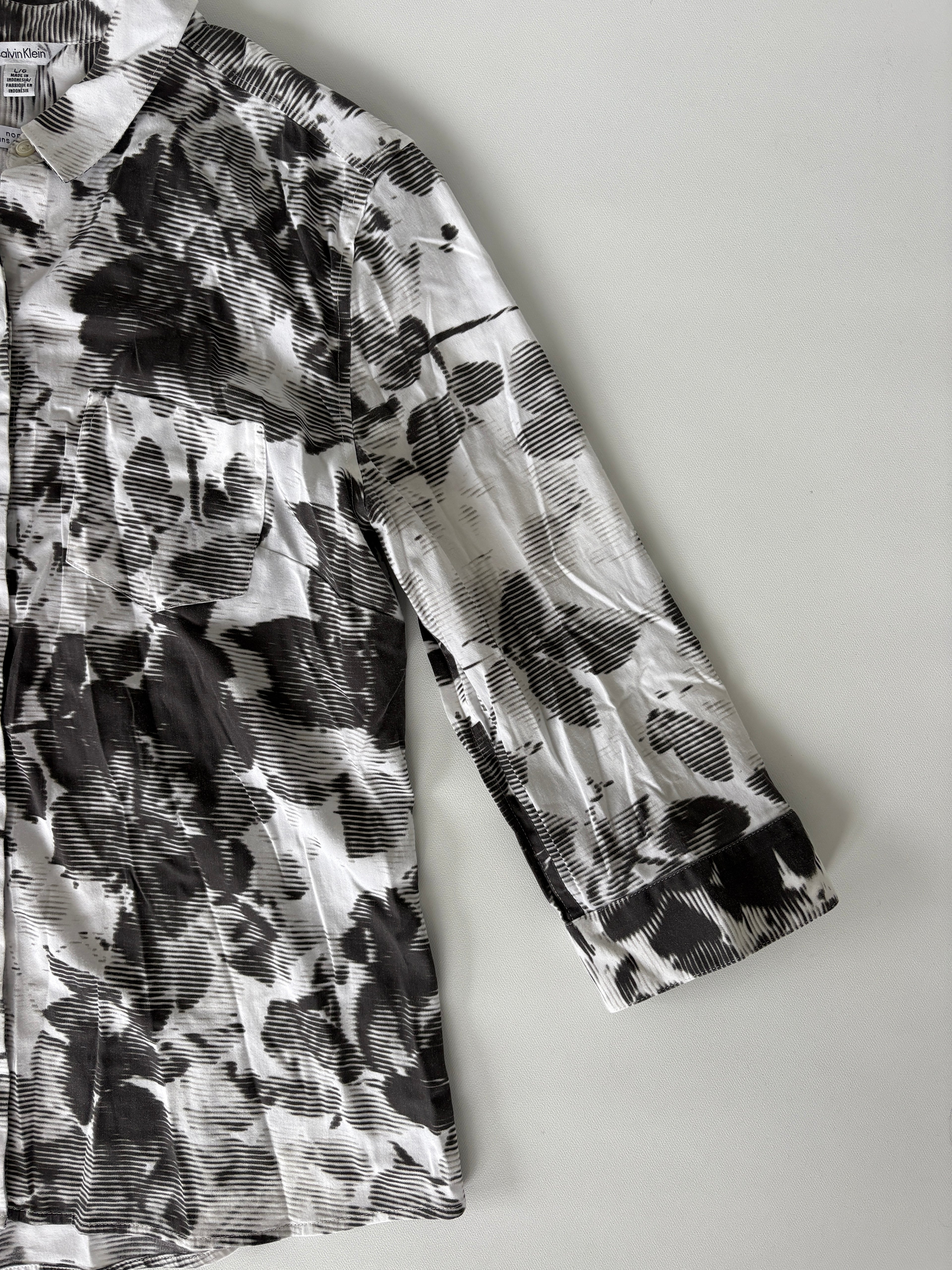 75 / Black & White Calvin Klein Quarter Sleeve Button Up Shirt