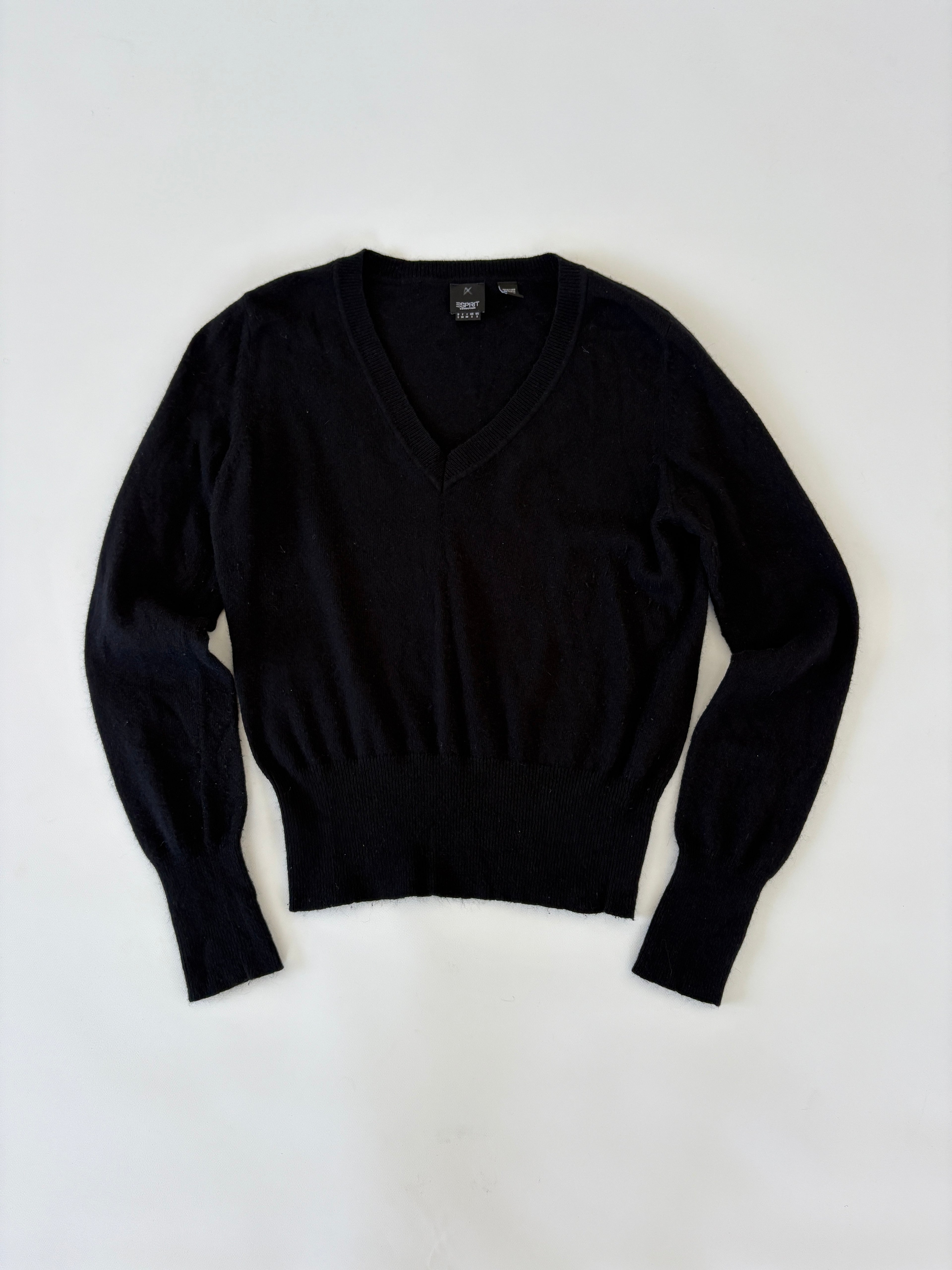 142 / Esprit V Neck Sweater