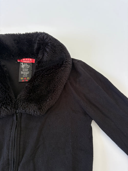145 / Black Zip-Up Sweater w/ Fur Collar