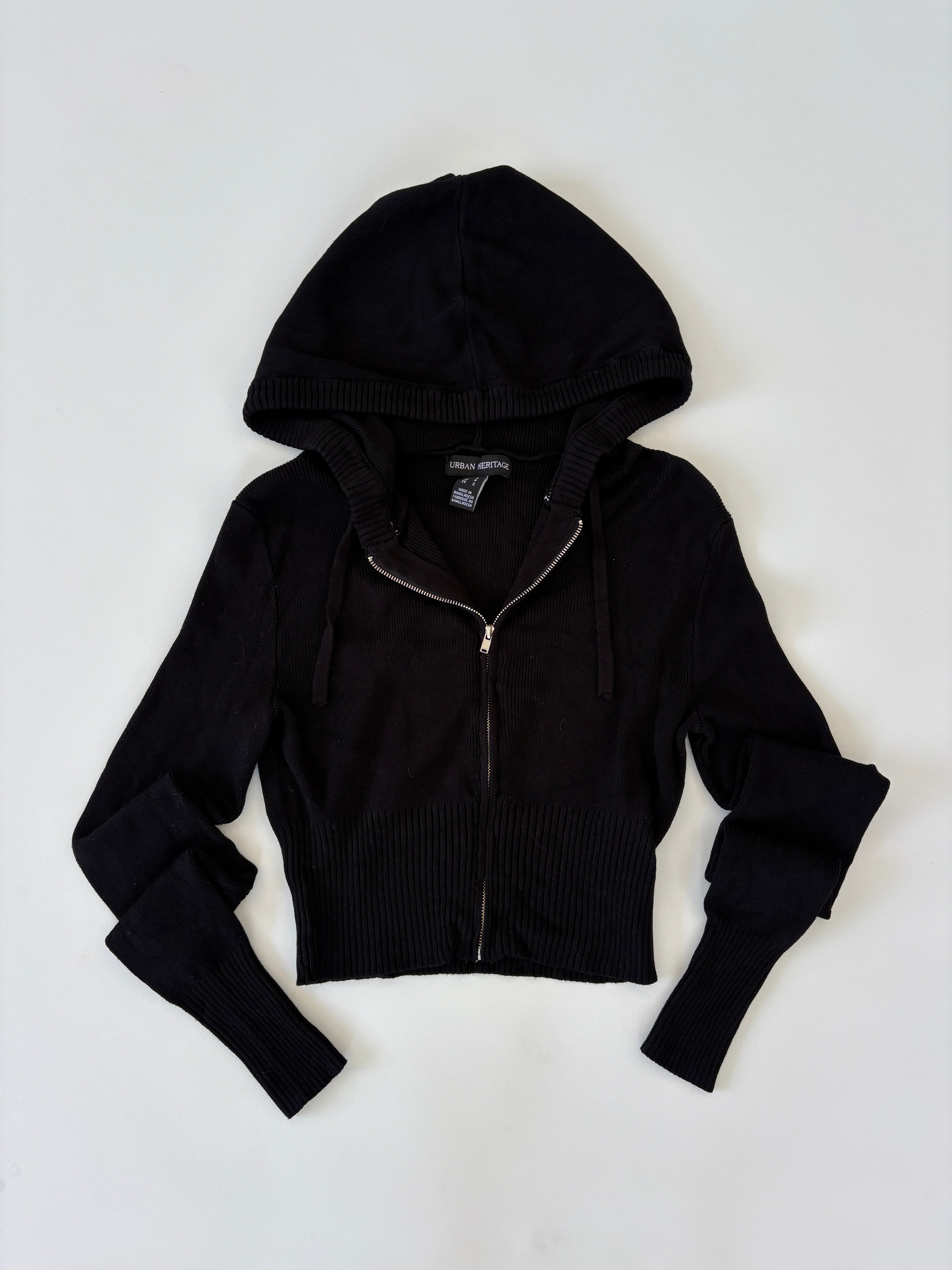 146 / Black Ribbed Zip-Up Sweater
