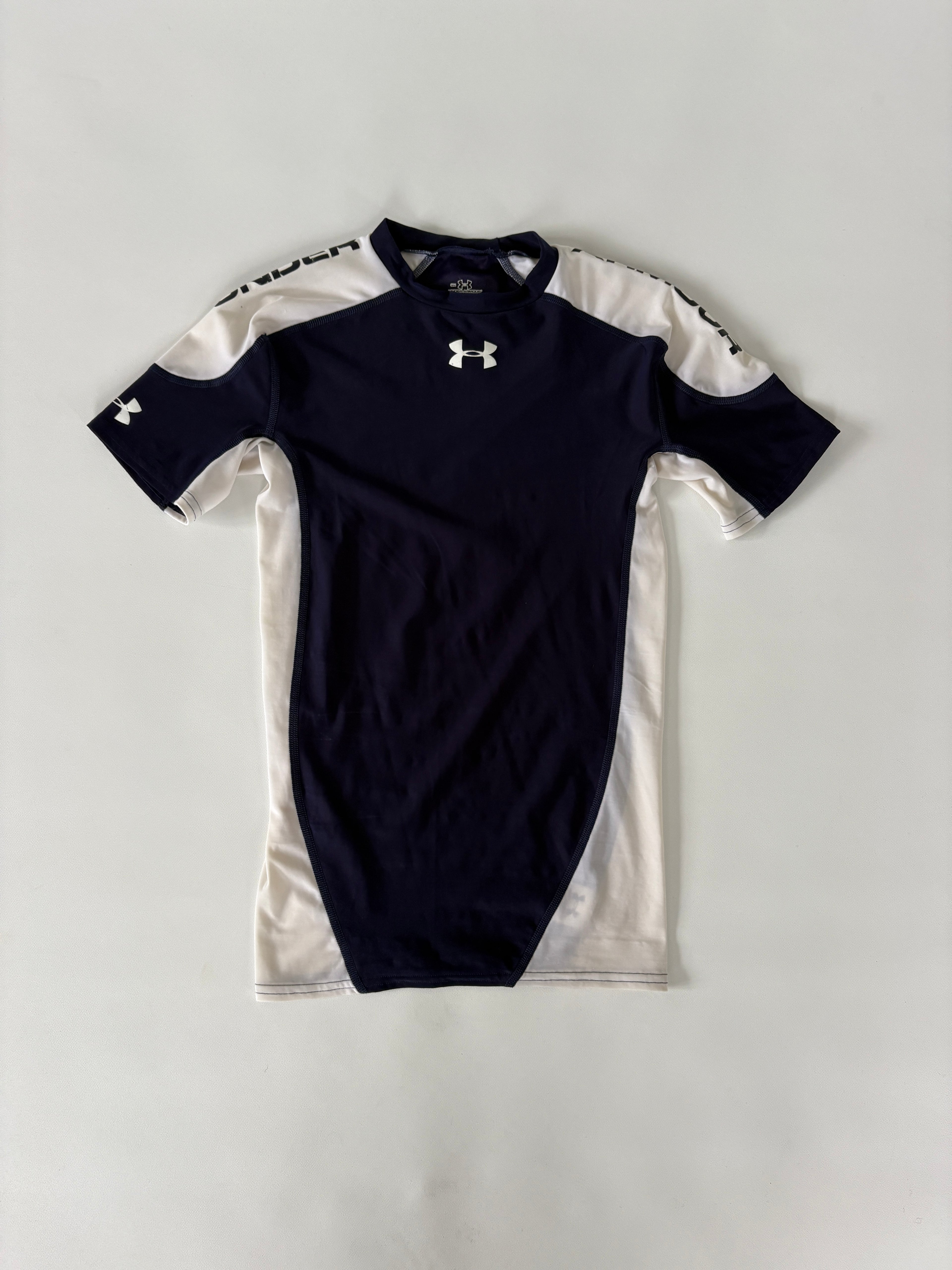 192 / Under Armour Tight Short Slevee