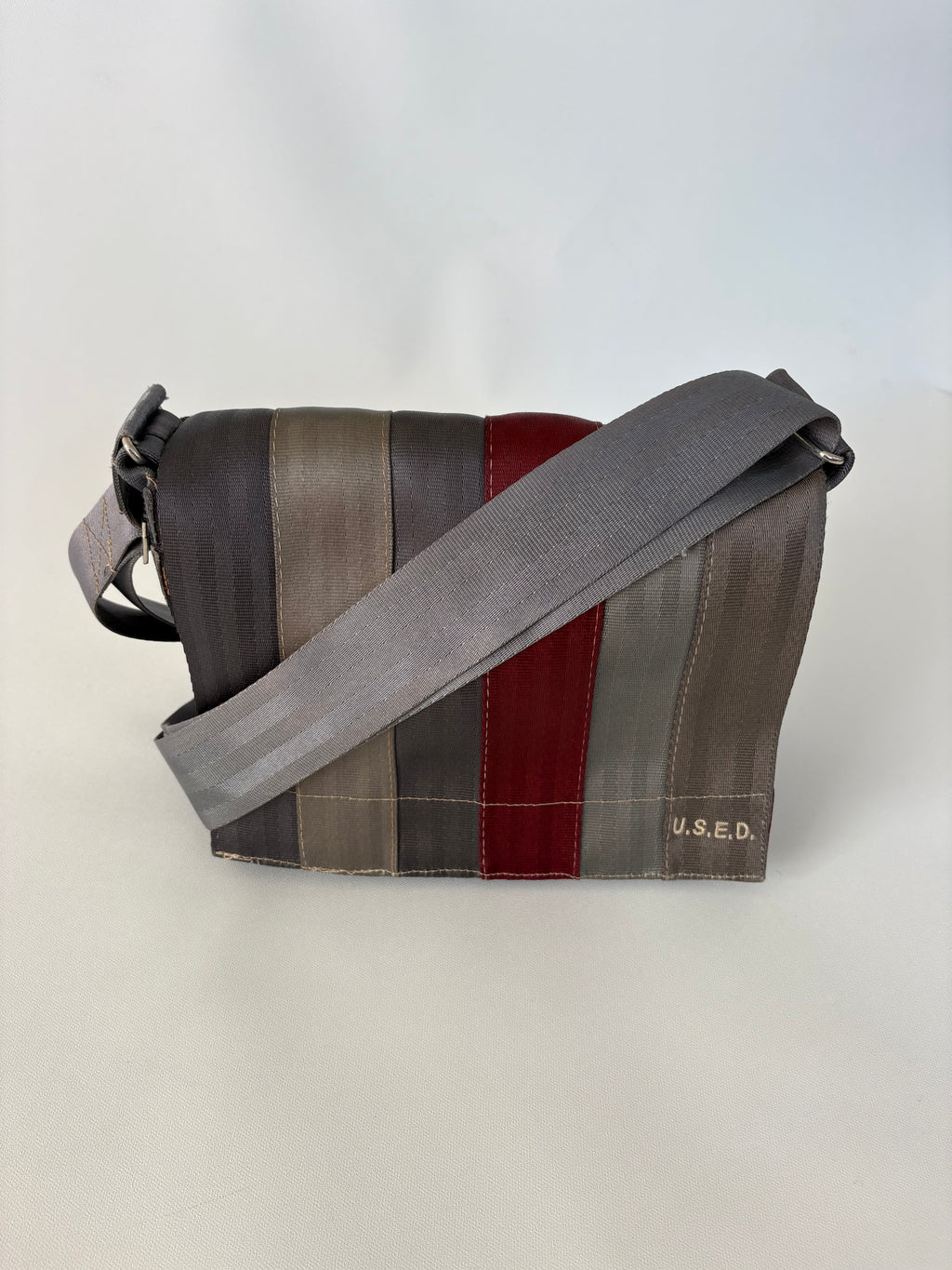 224 / U.S.E.D Seatbelt Messenger Bag