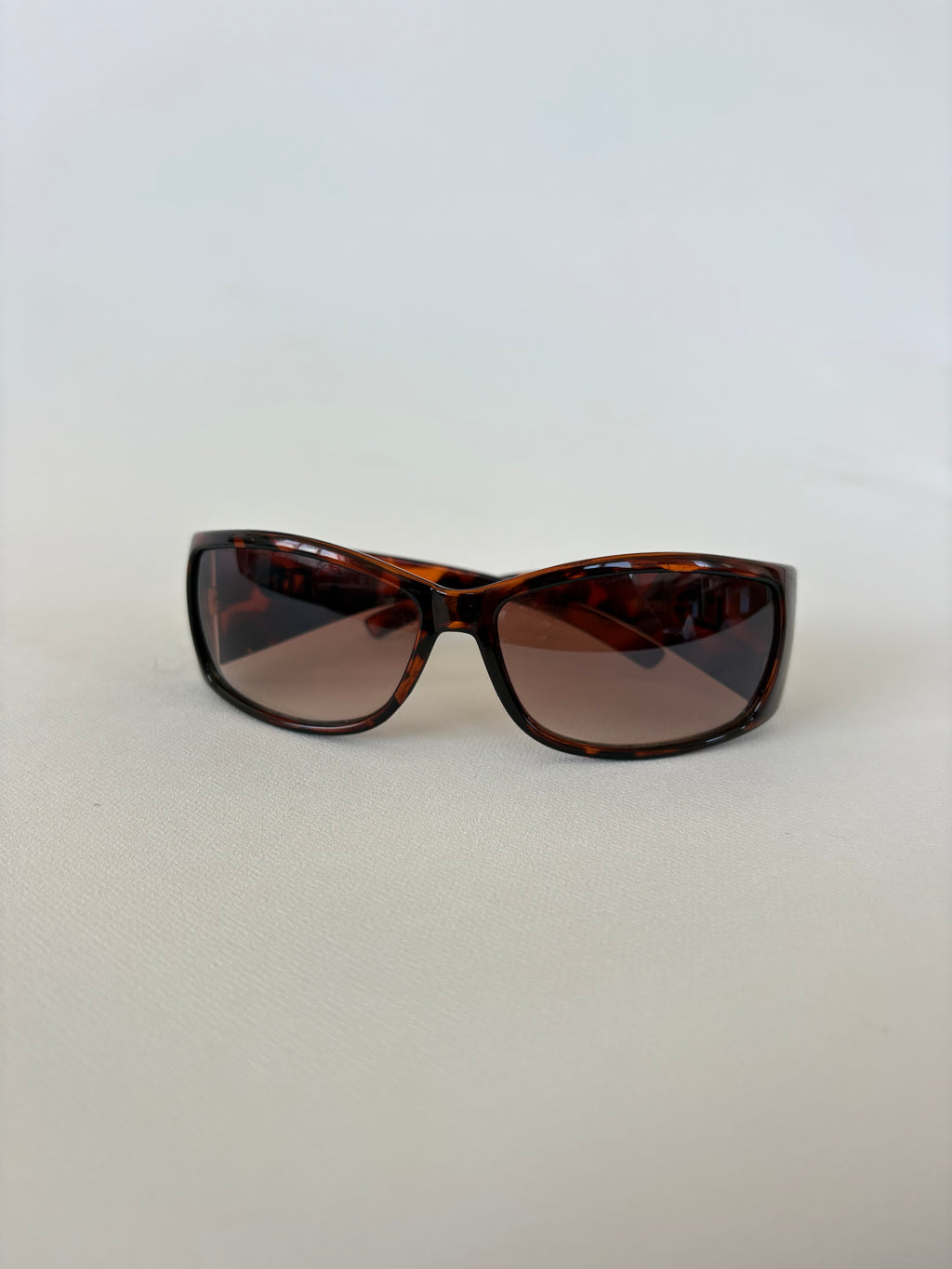 🔒 351 / D&G Tortoise Shell Sunglasses