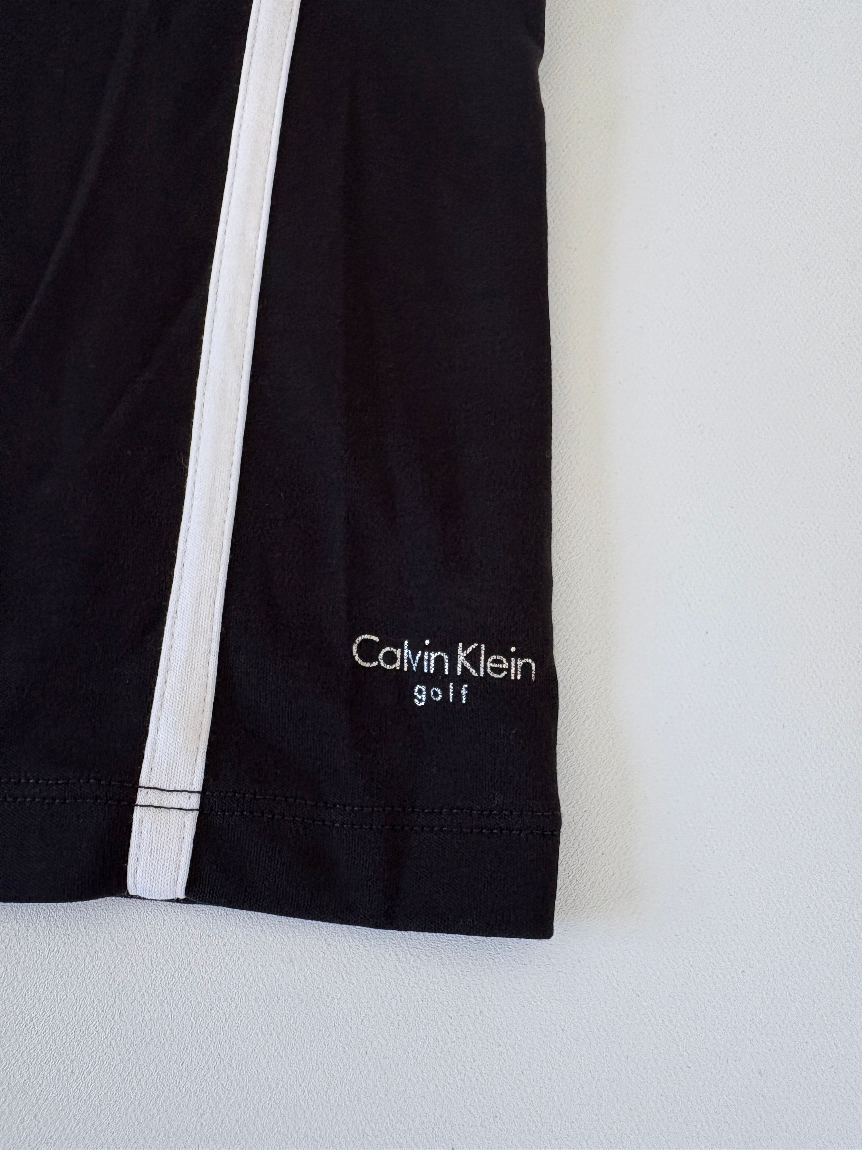 355 / Calvin Klein Collared Tank