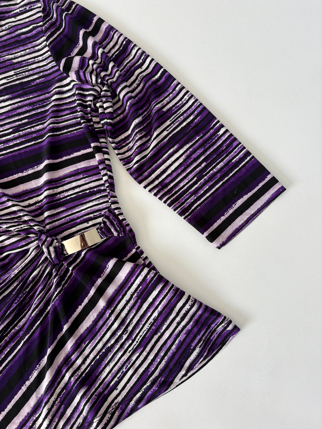 435 / Purple Striped Quarter Slevee w/ Buckle