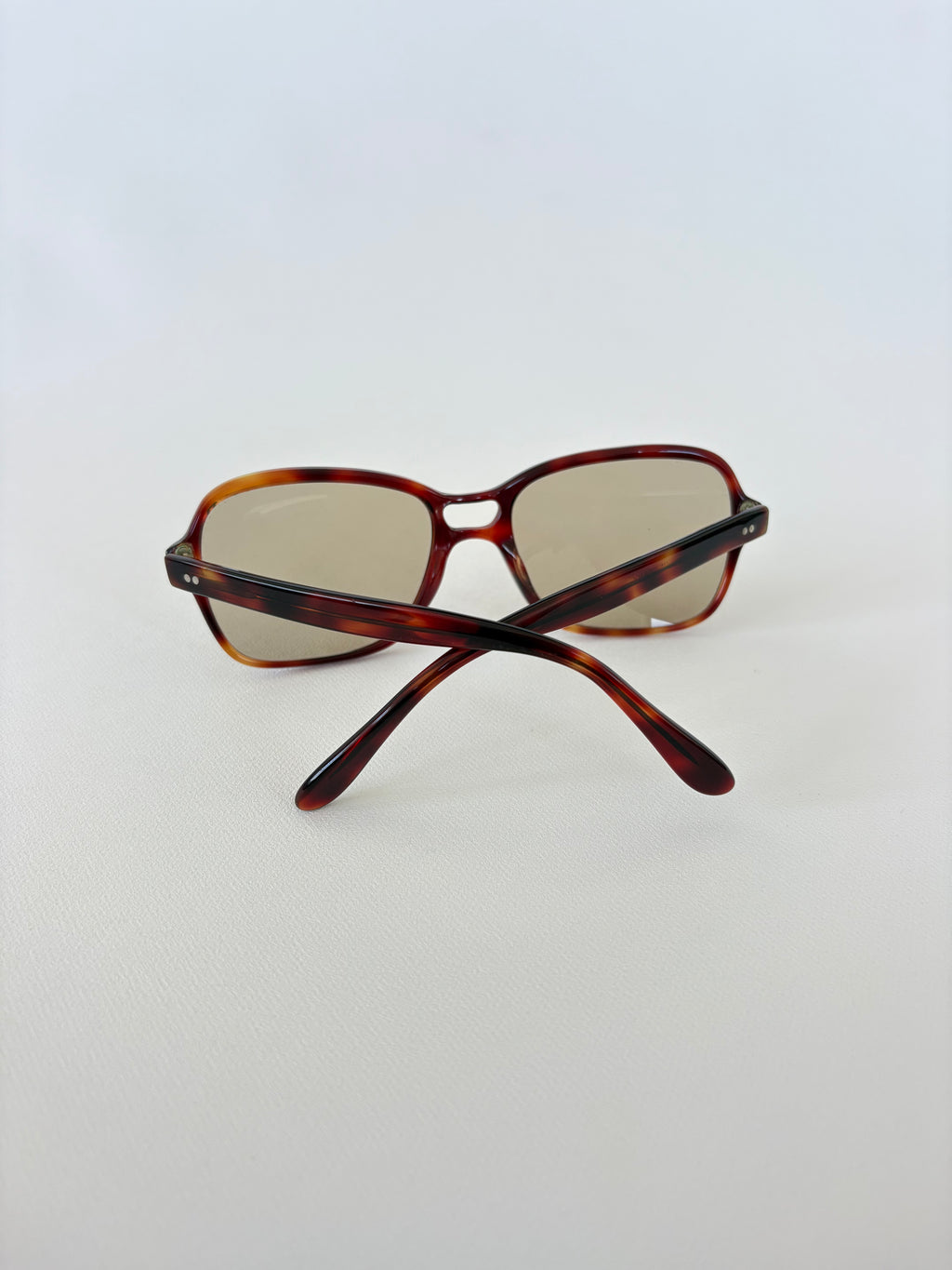 476 / Green Lens Tortoise Shell Frame Sunglasses