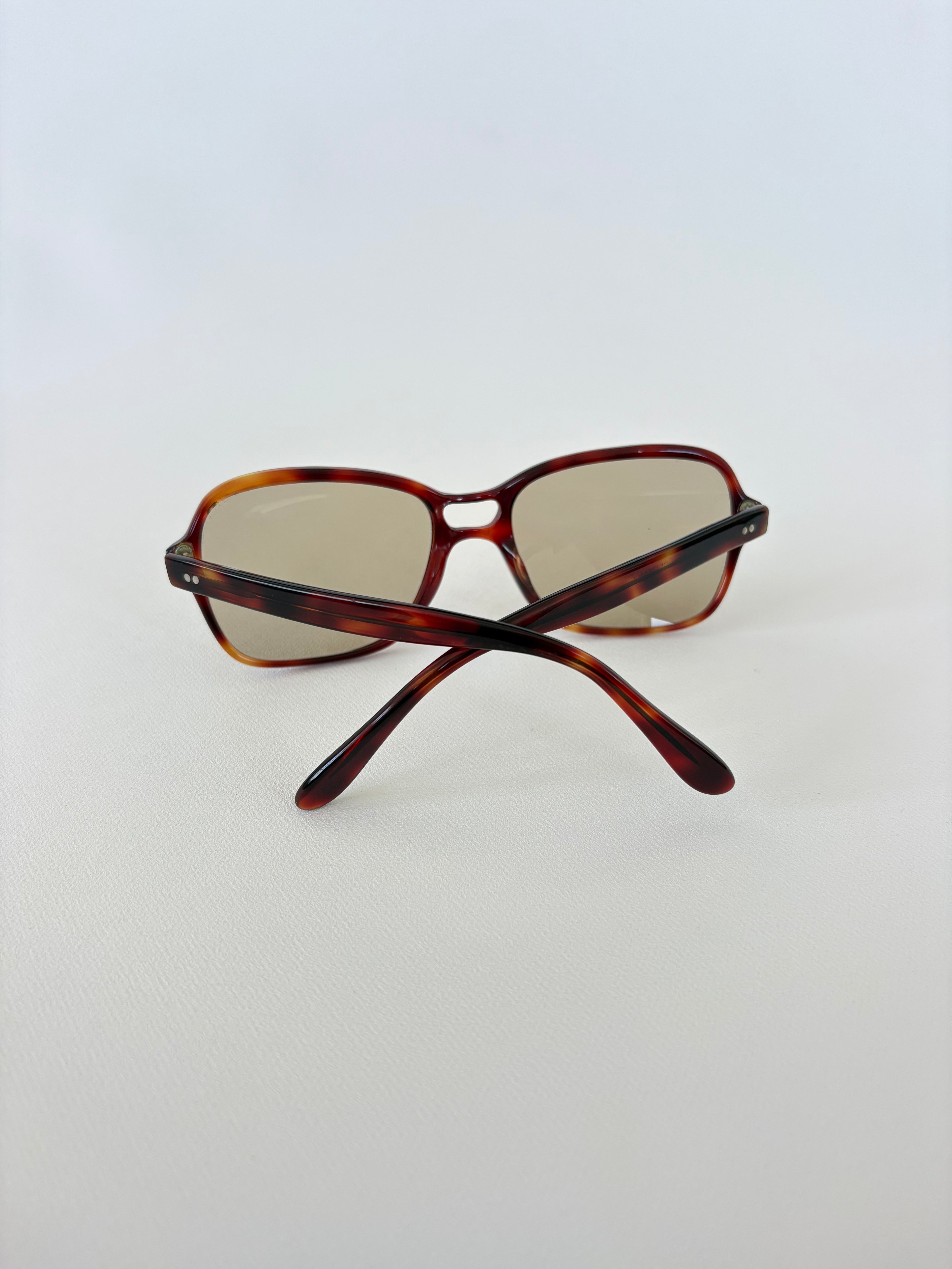 476 / Green Lens Tortoise Shell Frame Sunglasses
