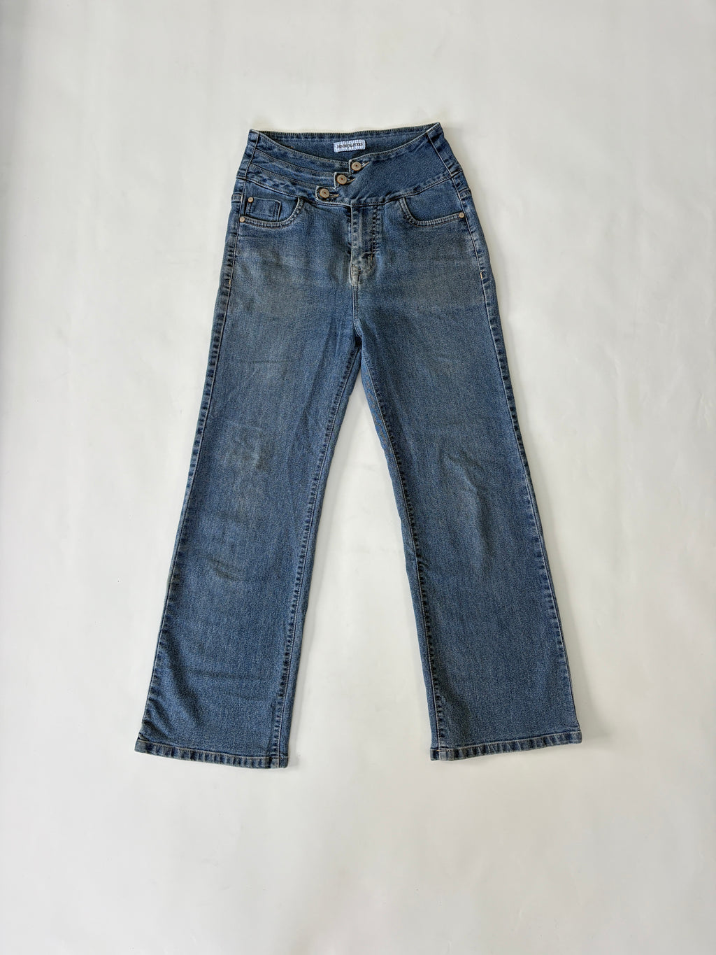 518 / Medium Wash Jeans w/ Stacked Multi-Button Waistband