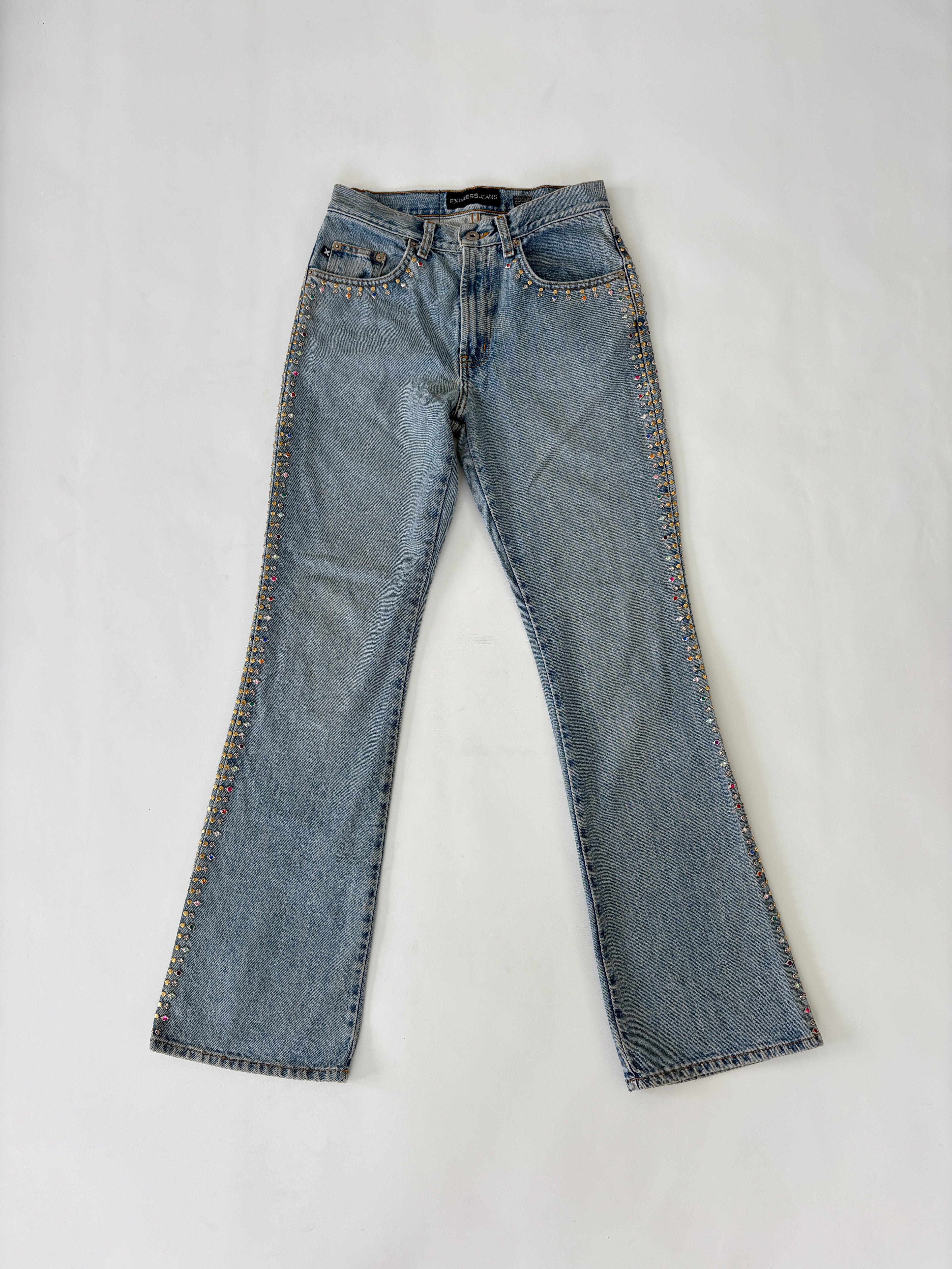 530 / Light Wash Flare Jeans w/ Bejewlled Seams