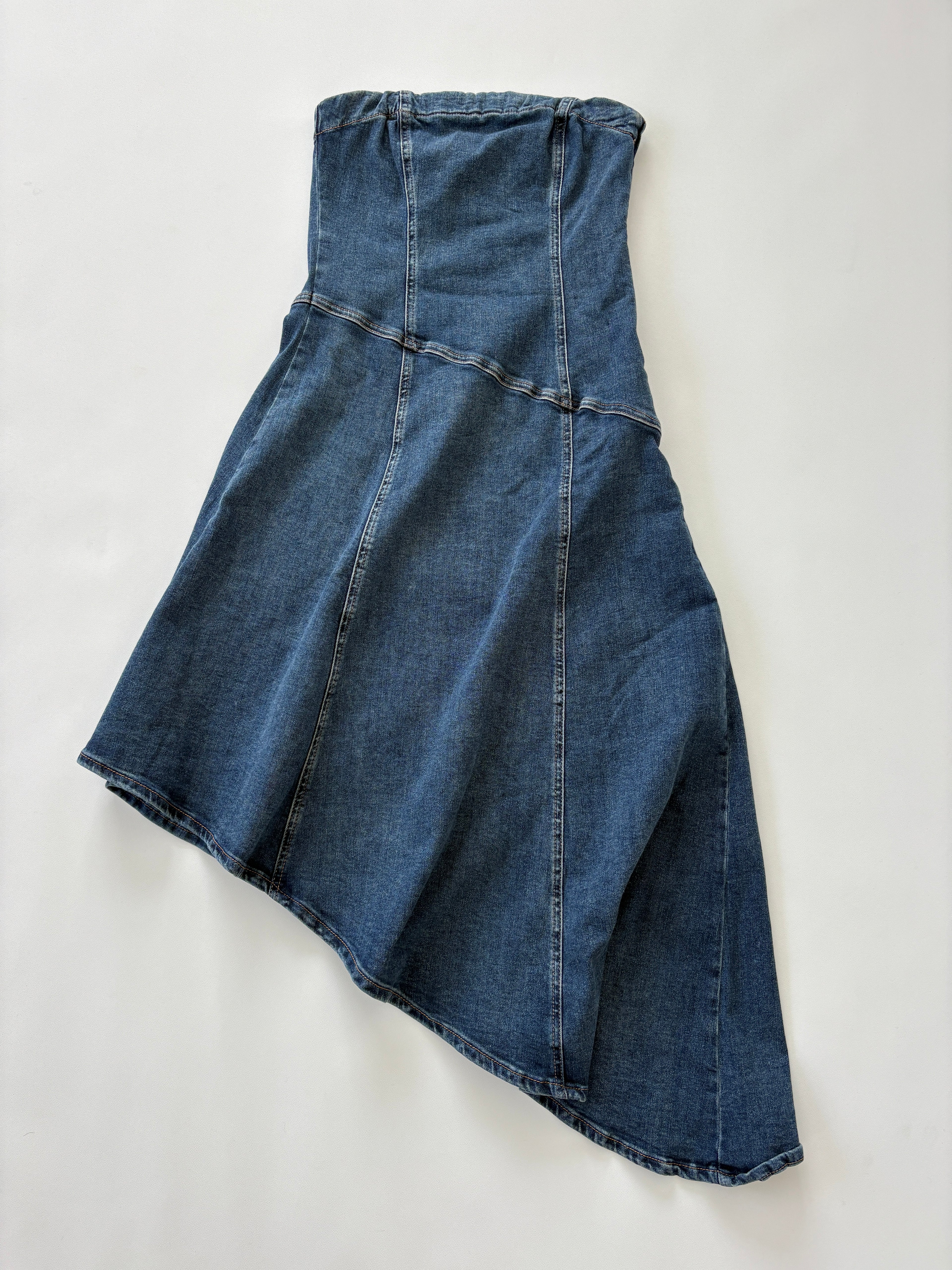 531 / Denim Asymmetrical Strapless Dres