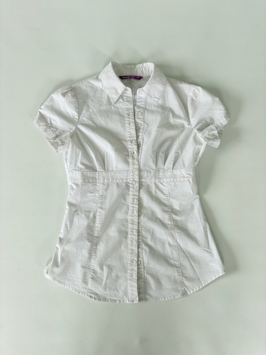 532 / White Smart Set Short Sleeve Button Up Shirt