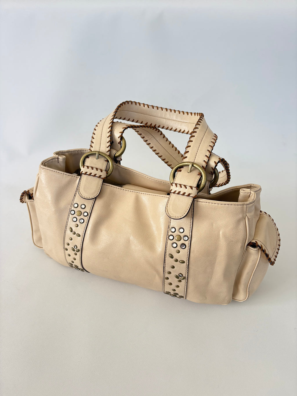 547 / Cream Nine West Barrel Bag Set