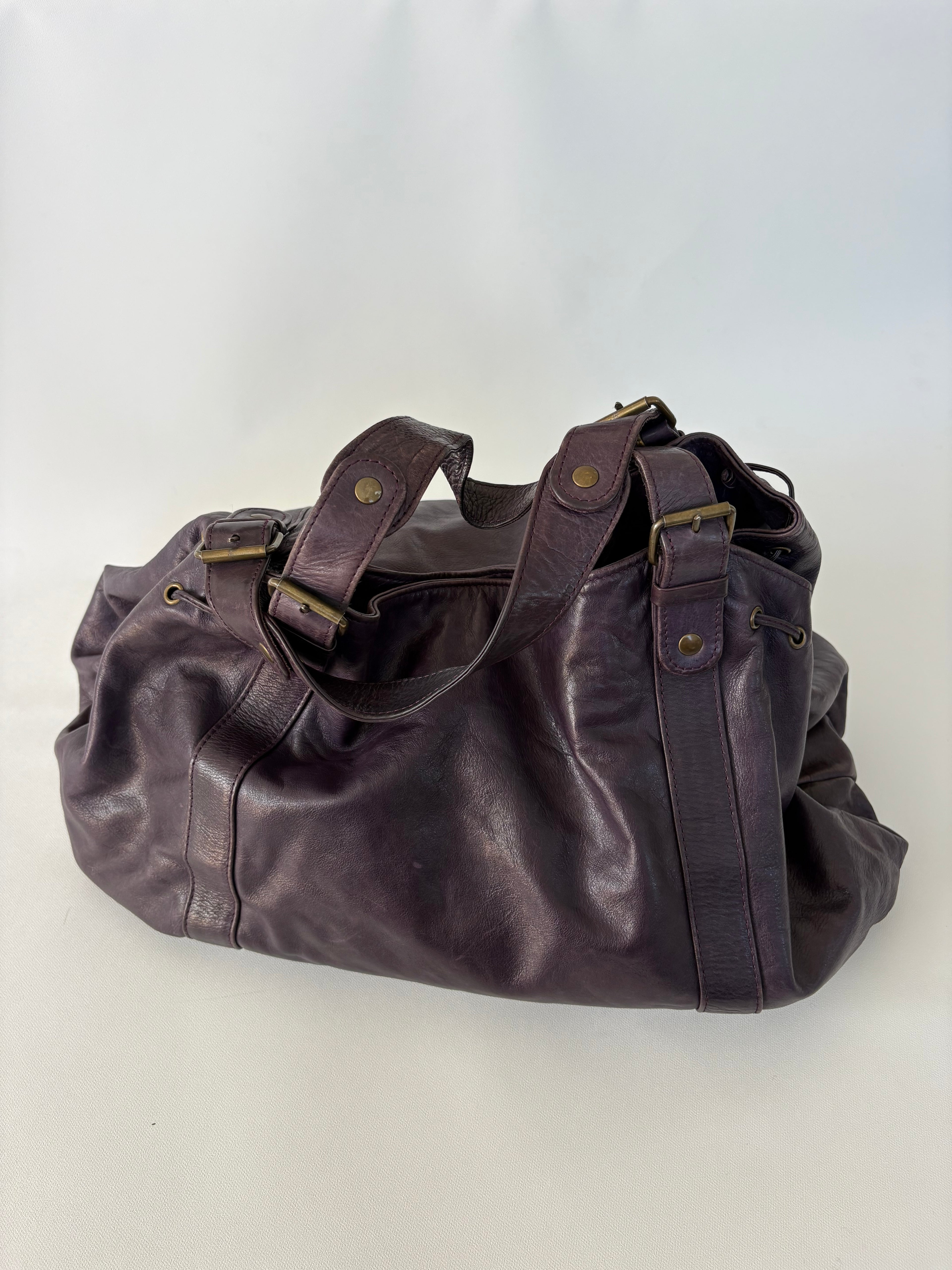 🔒 548 / Purple Leather Slouch Bag