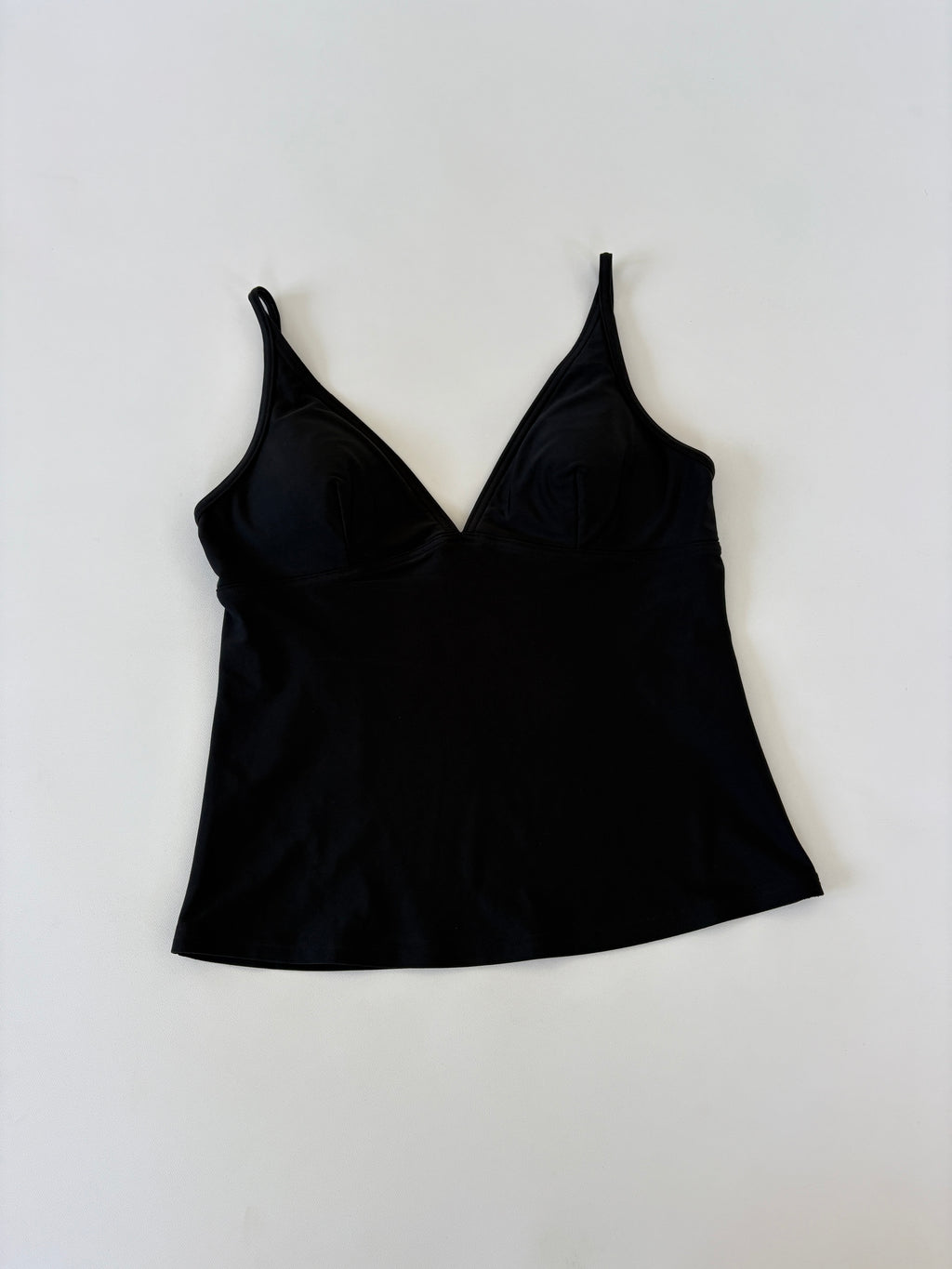 594 / Black V-Neck Tank