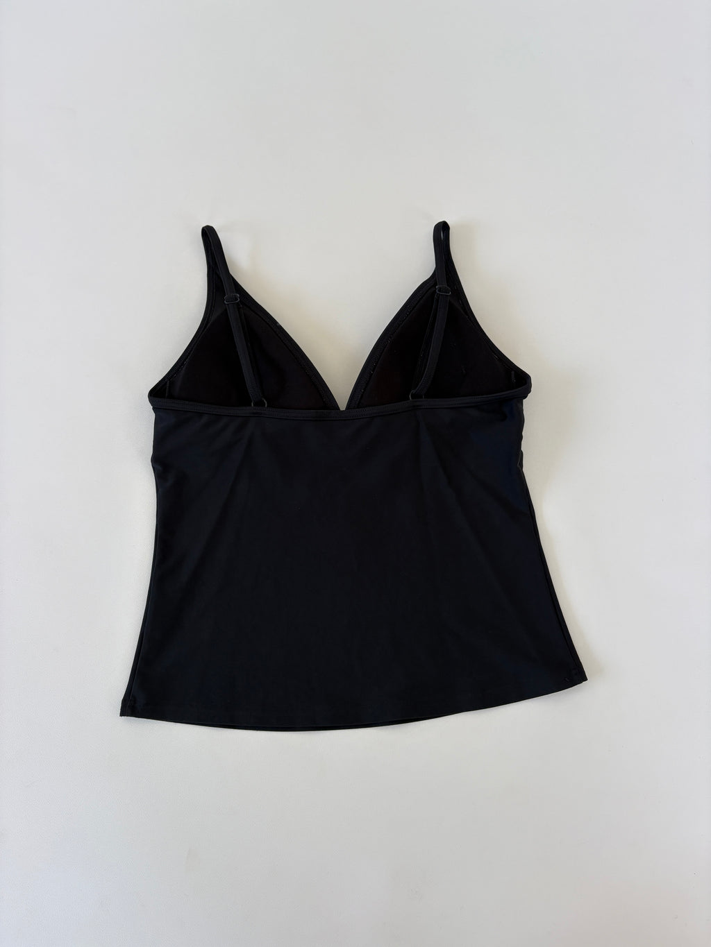 594 / Black V-Neck Tank