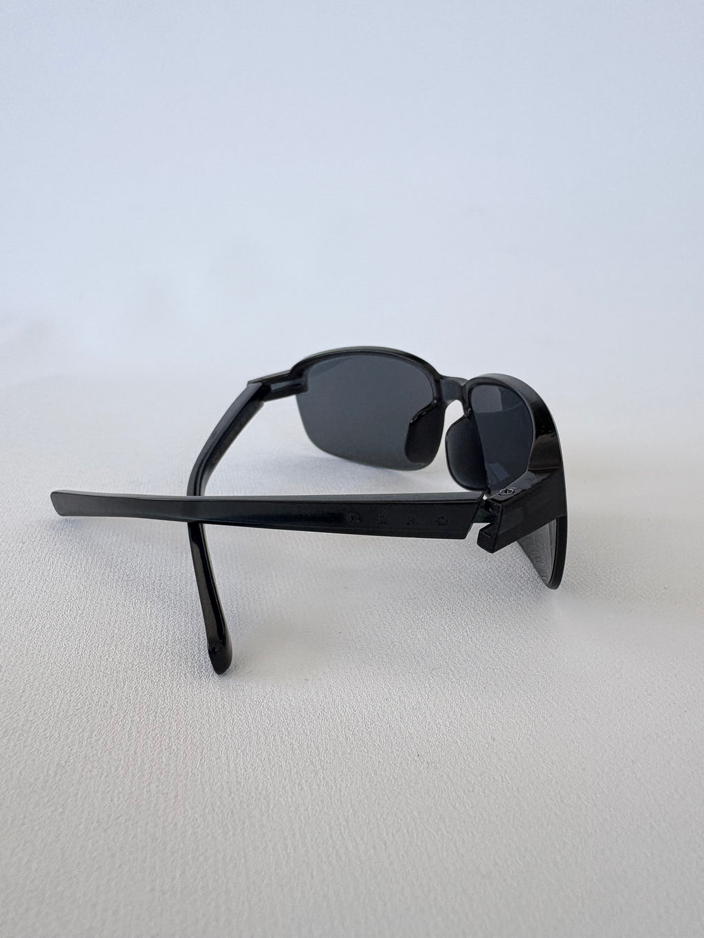 612 / Black Ojay Sunglasses