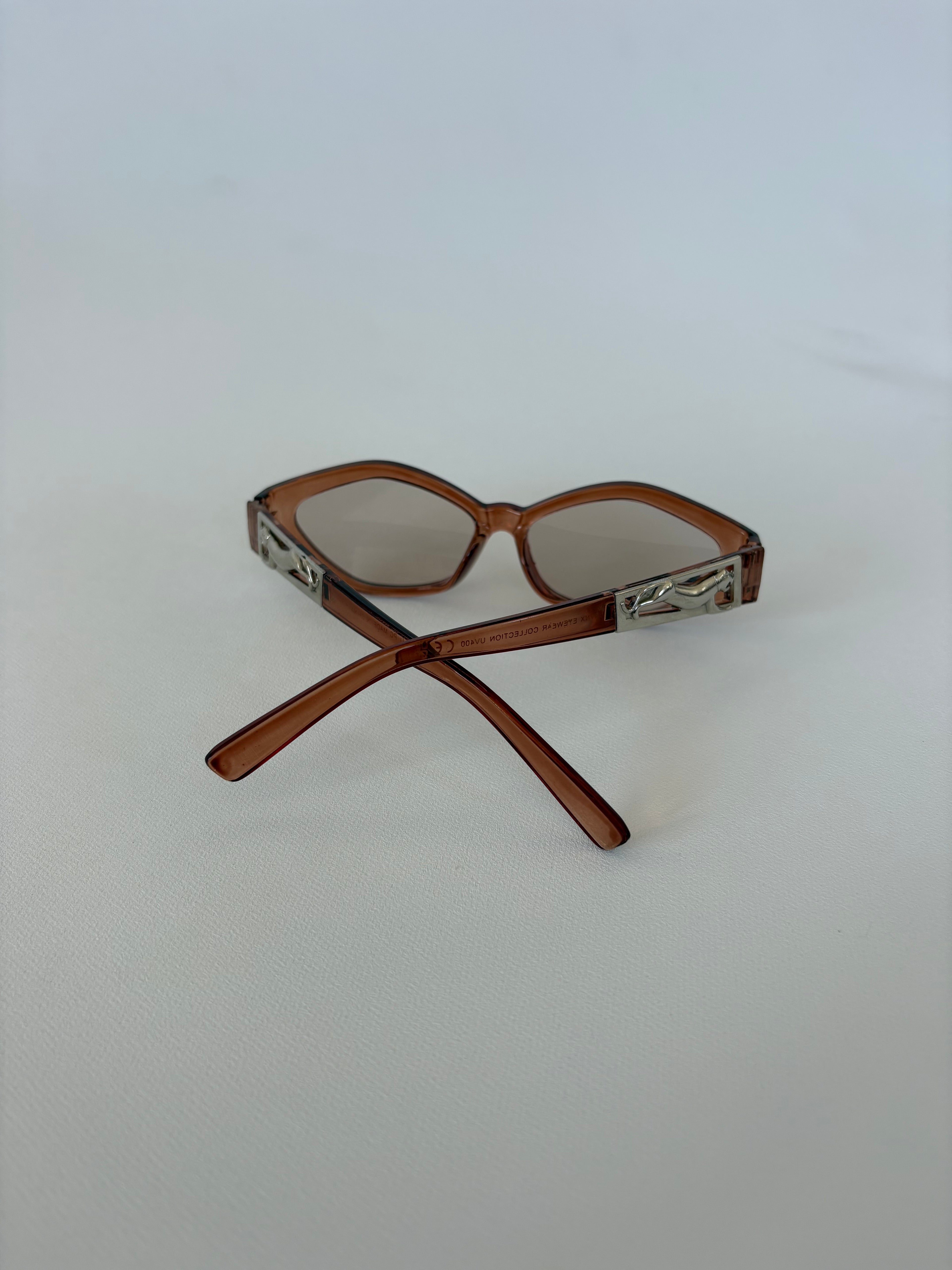 🔒 614 / Light Brown Sunglasses w/ Tiger Arm Detail