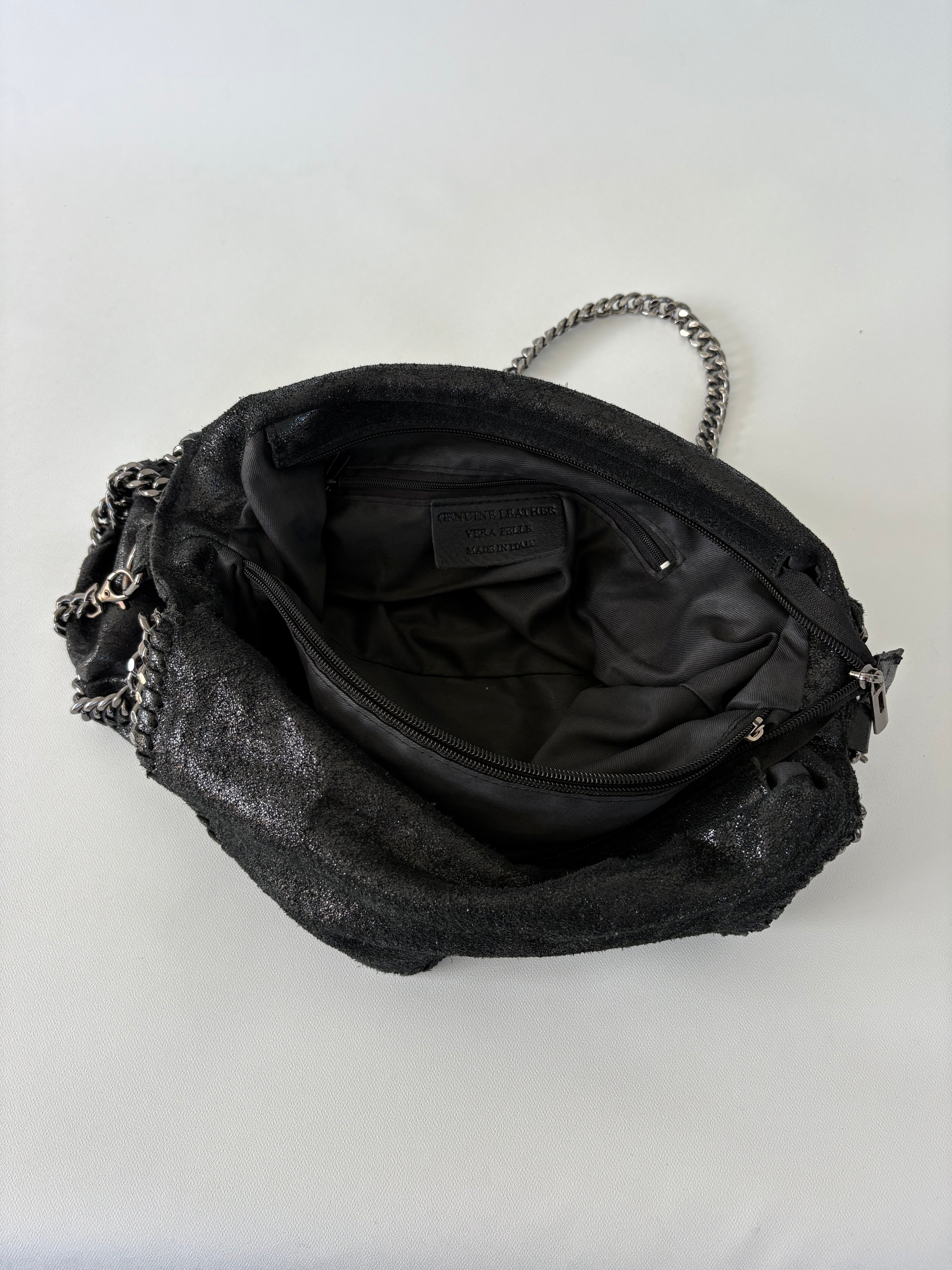 🔒 619 / Black Leather Slouchy Bag w/ Metal Hardware