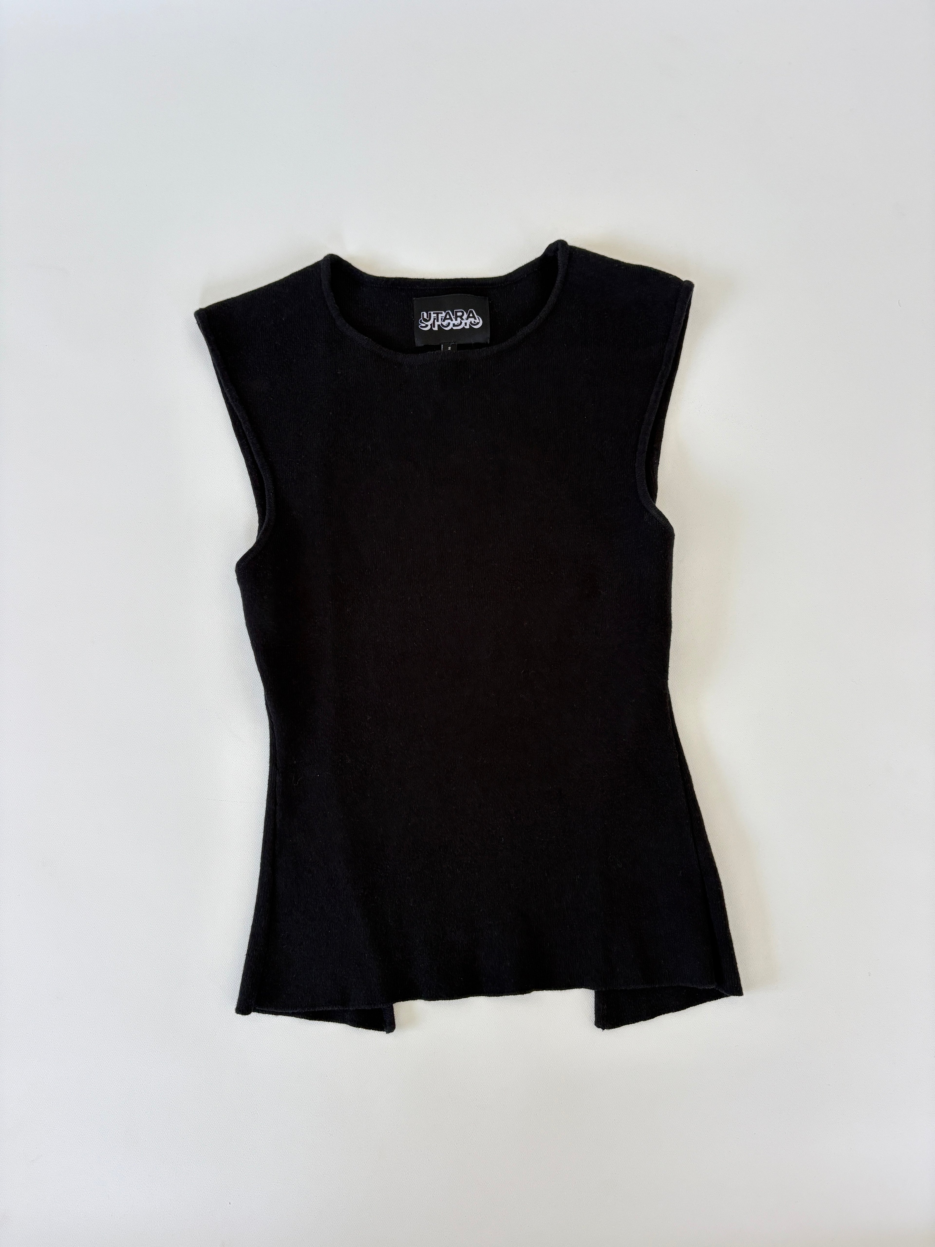631 / Black Backless Tank