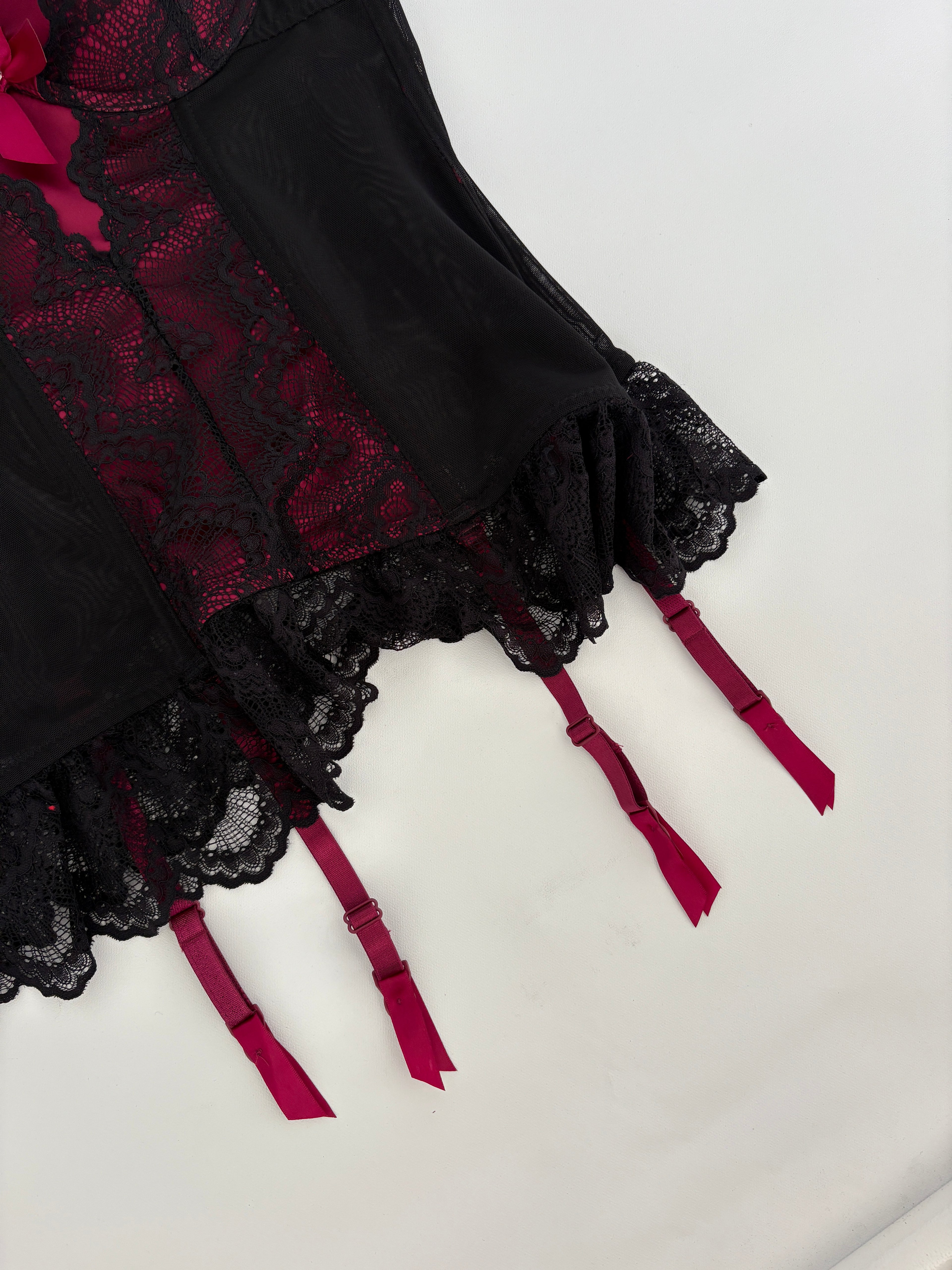 667 / Red & Black Bustier