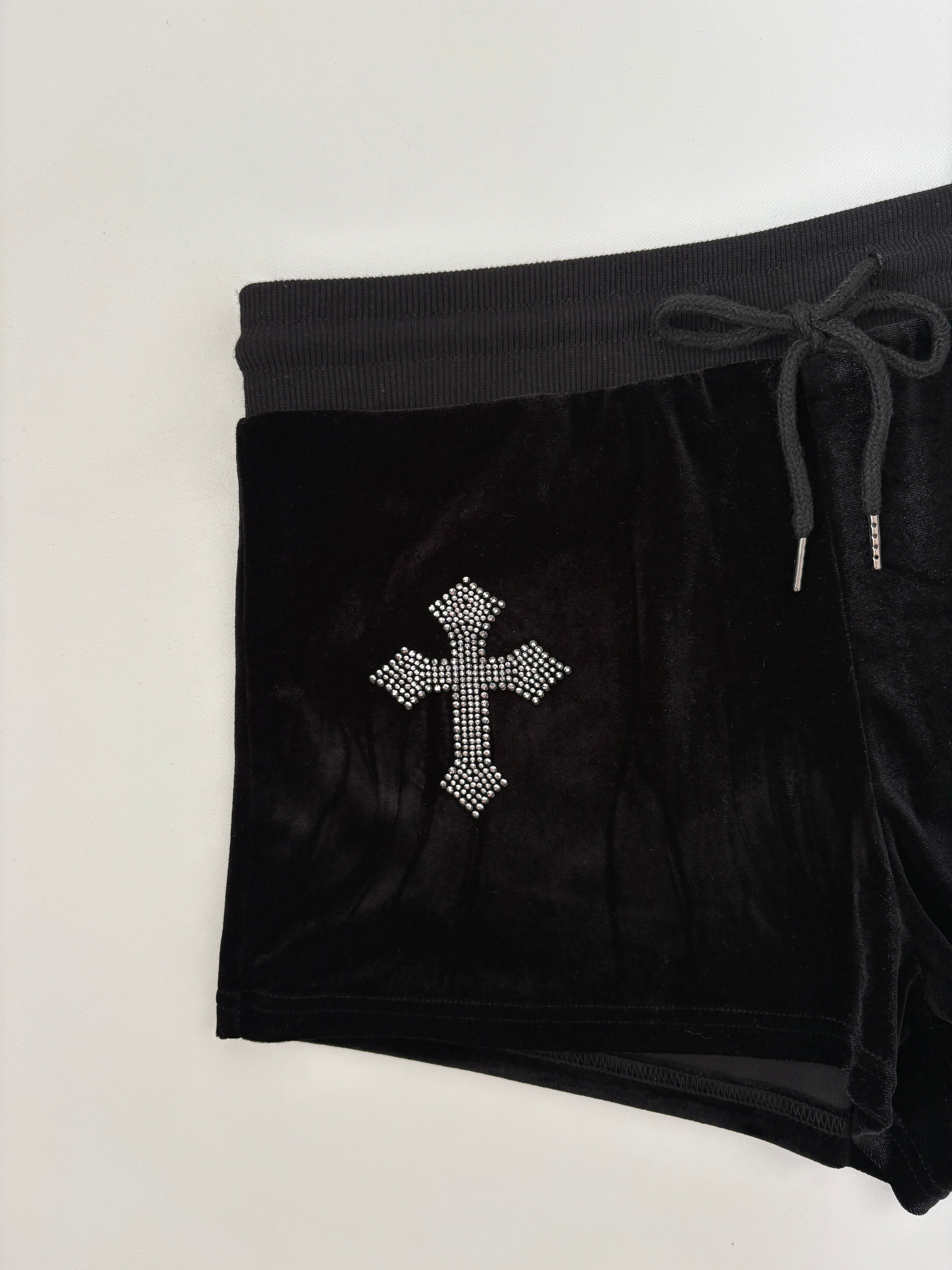 726 / Velvet Shorts w/ Cross