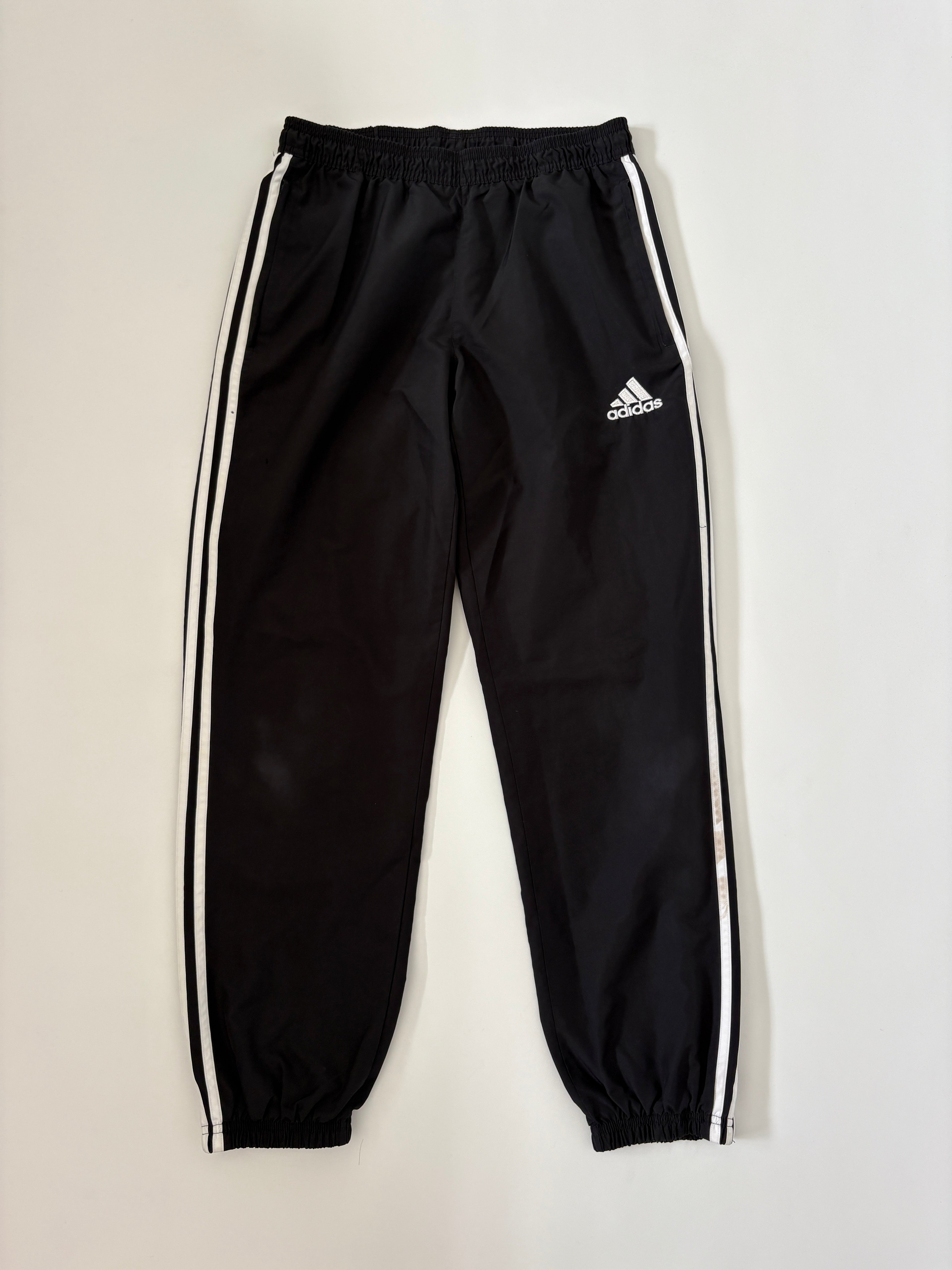 881 / Black Adidas Joggers
