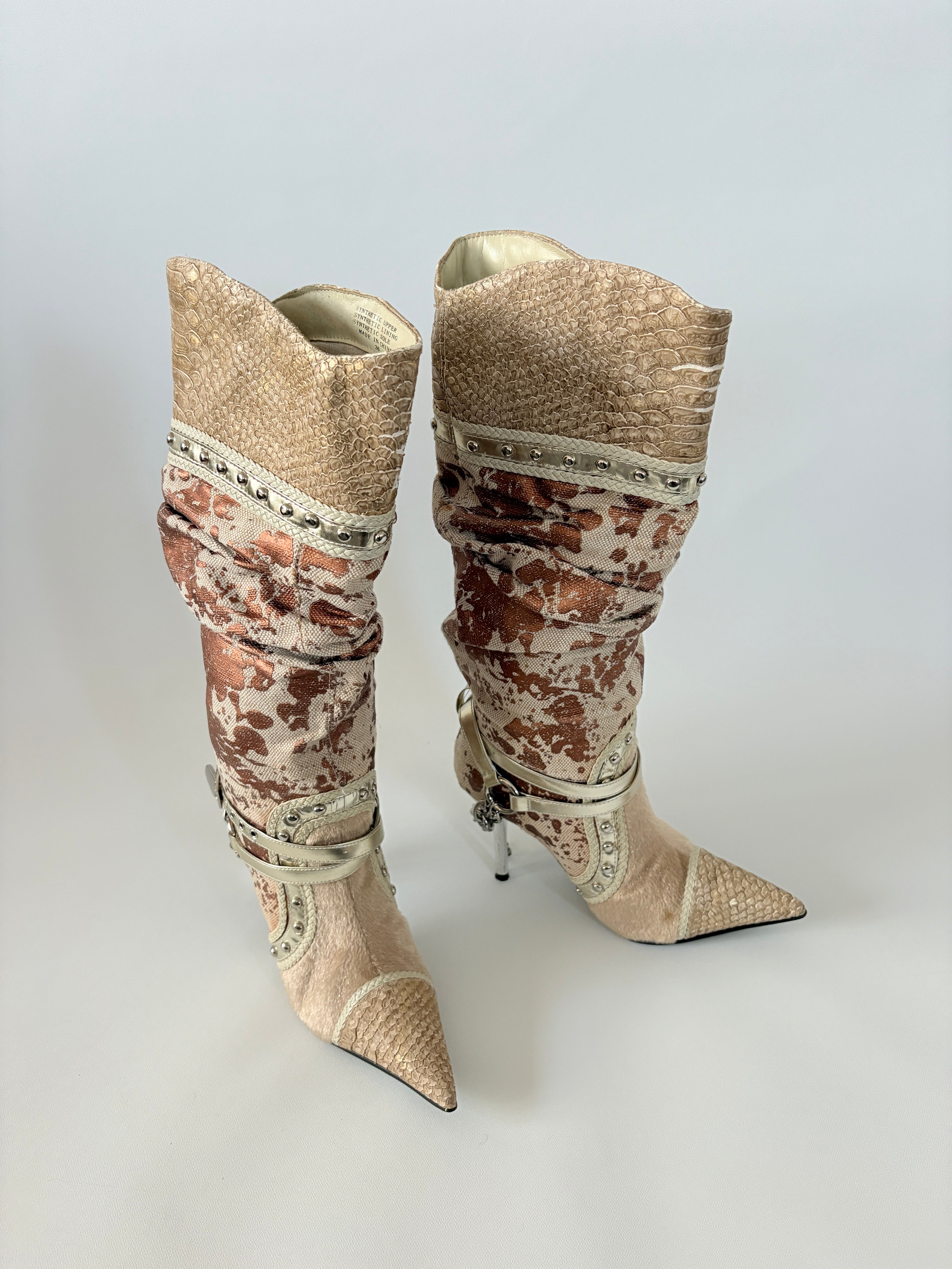 1026 / Multi Print Brown Boots w/ Stud & Chain Details