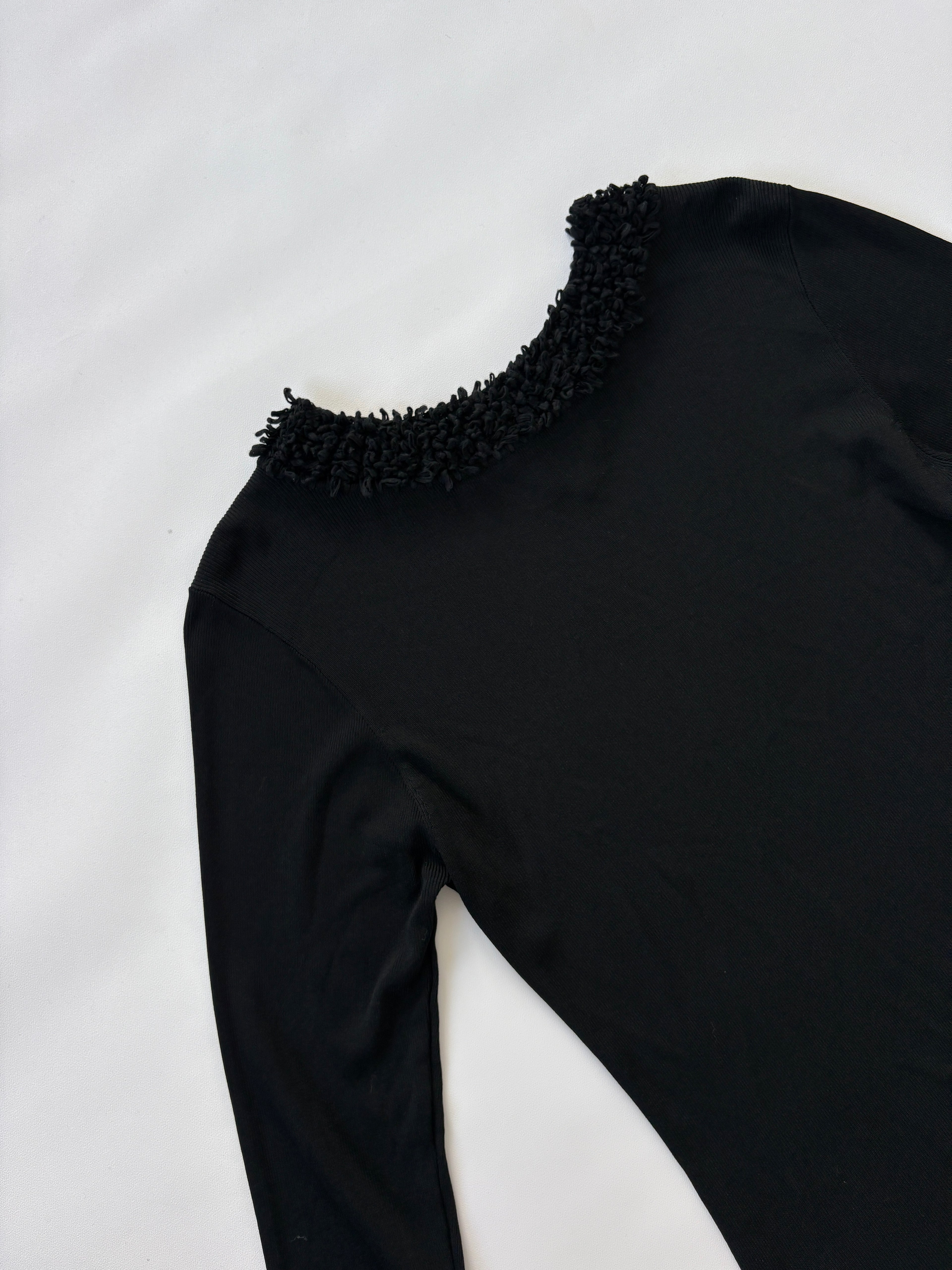 1045 / Vintage Quarter Sleeve Jumper w/ Neck Detail