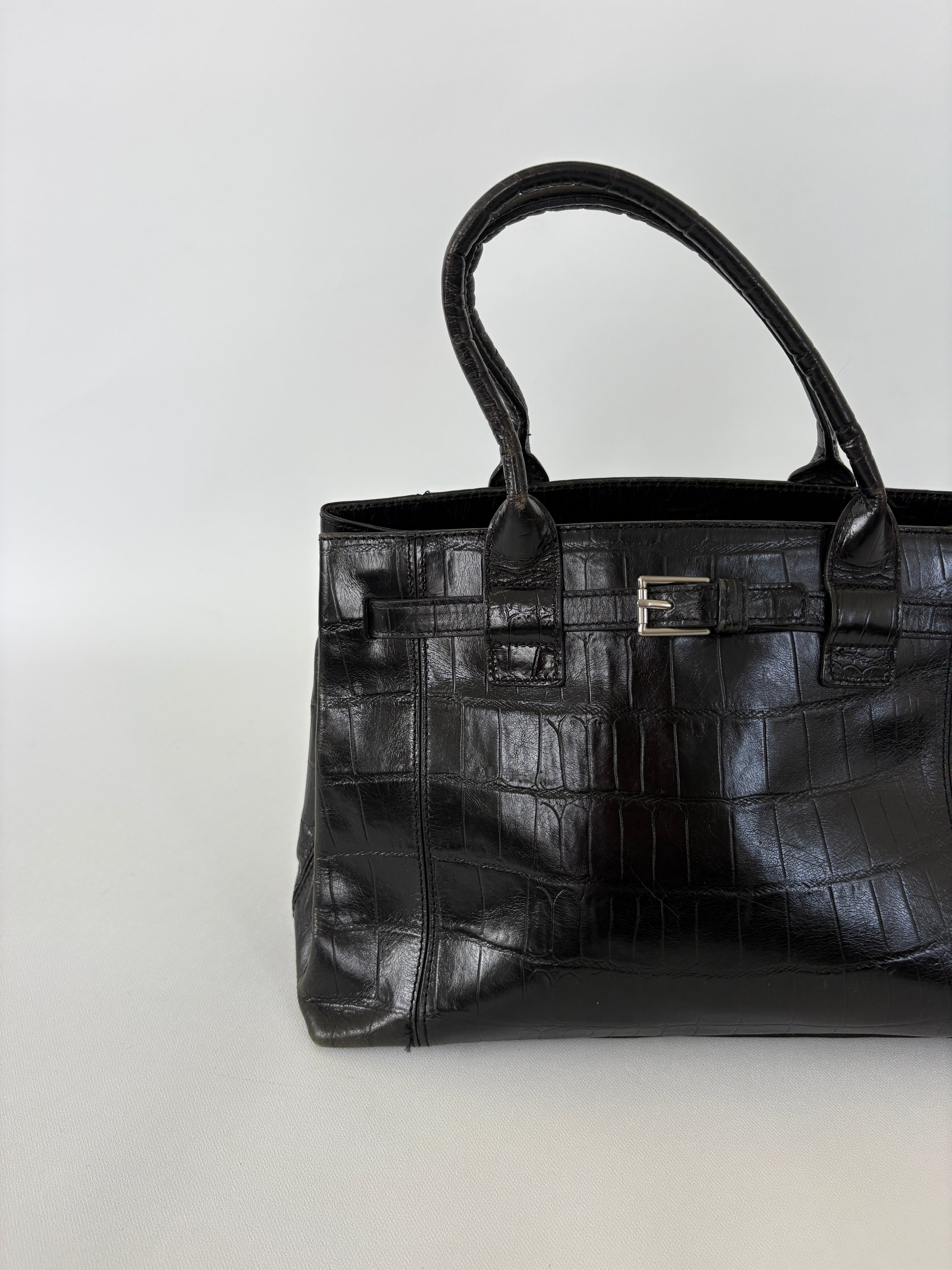 🔒1056 / Black Kenneth Cole Crocodile Mini Tote