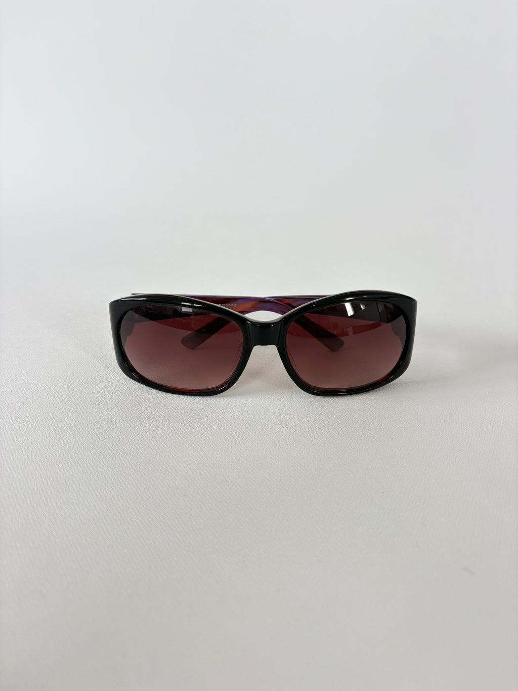 1073 / Oroton Purple & Black Sunglasses