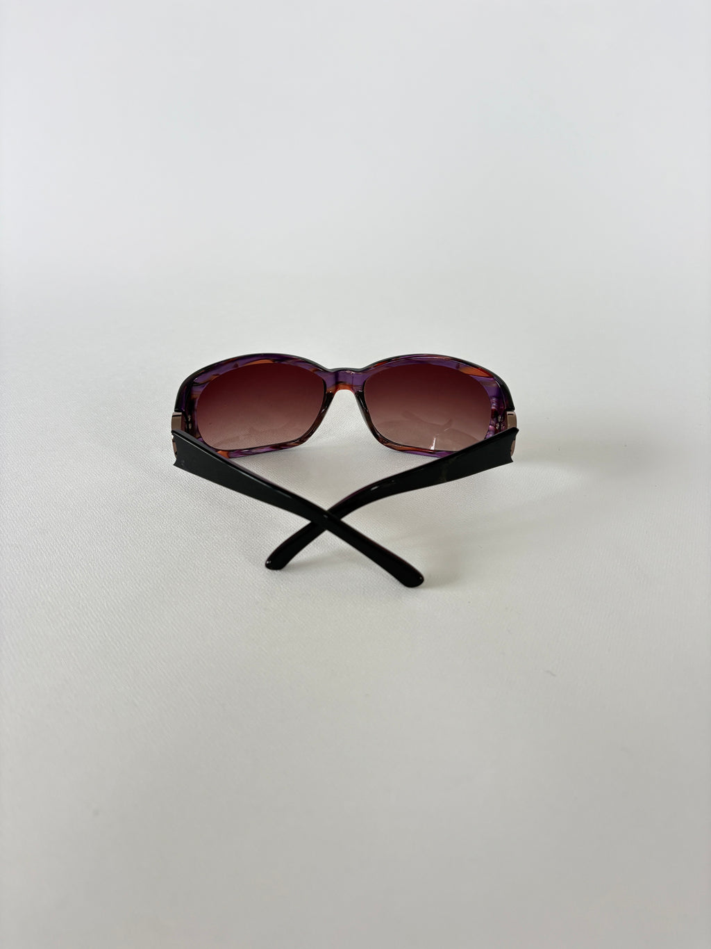 1073 / Oroton Purple & Black Sunglasses