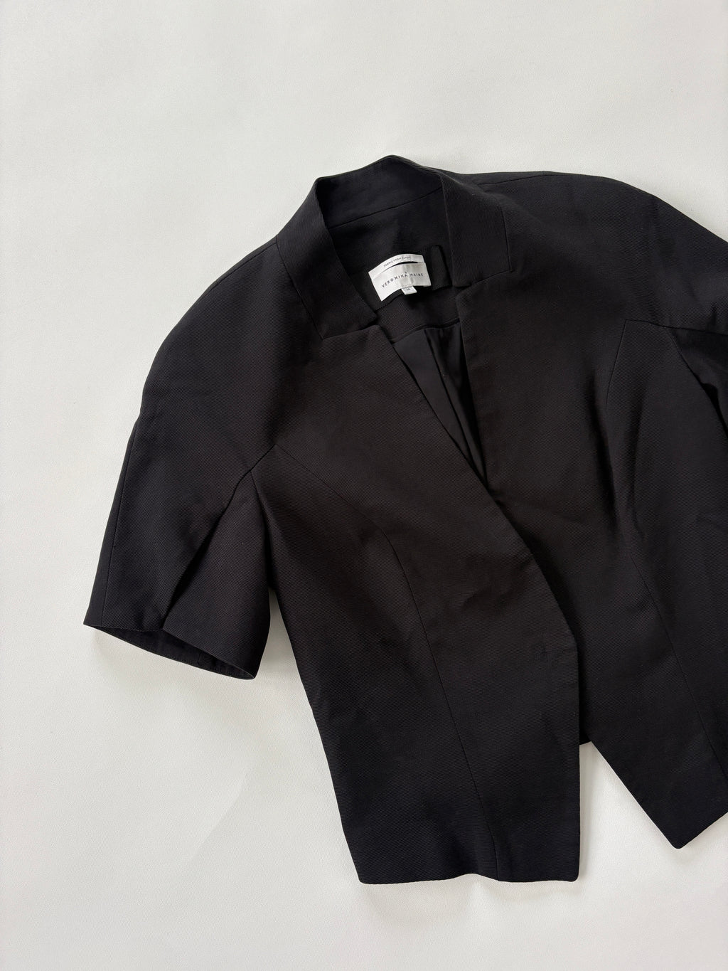 1120 / Black Veronkia Maine Short Sleeve Blazer