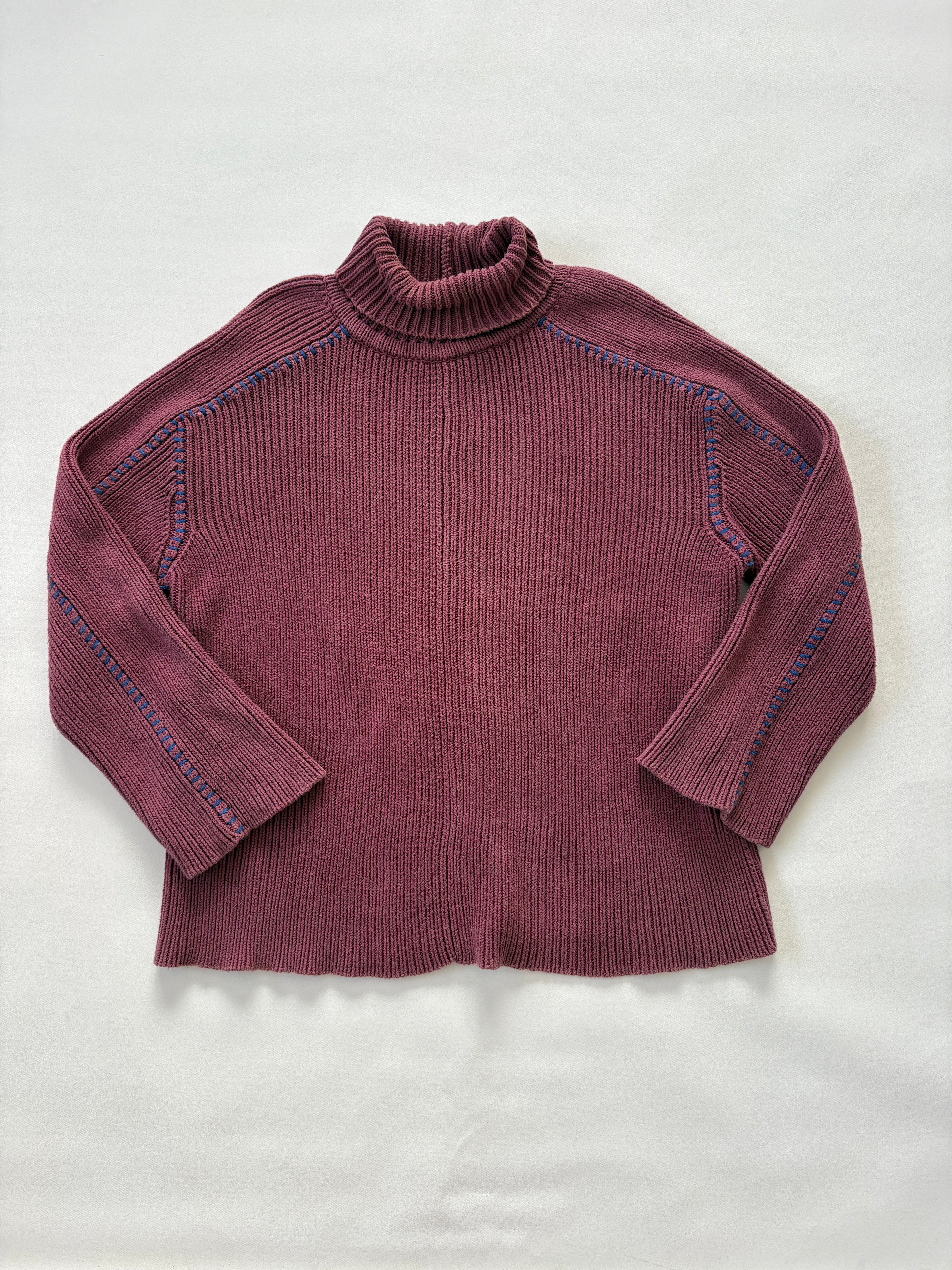 1140 / Purple Knit Jumper w/ Contrast Stitching