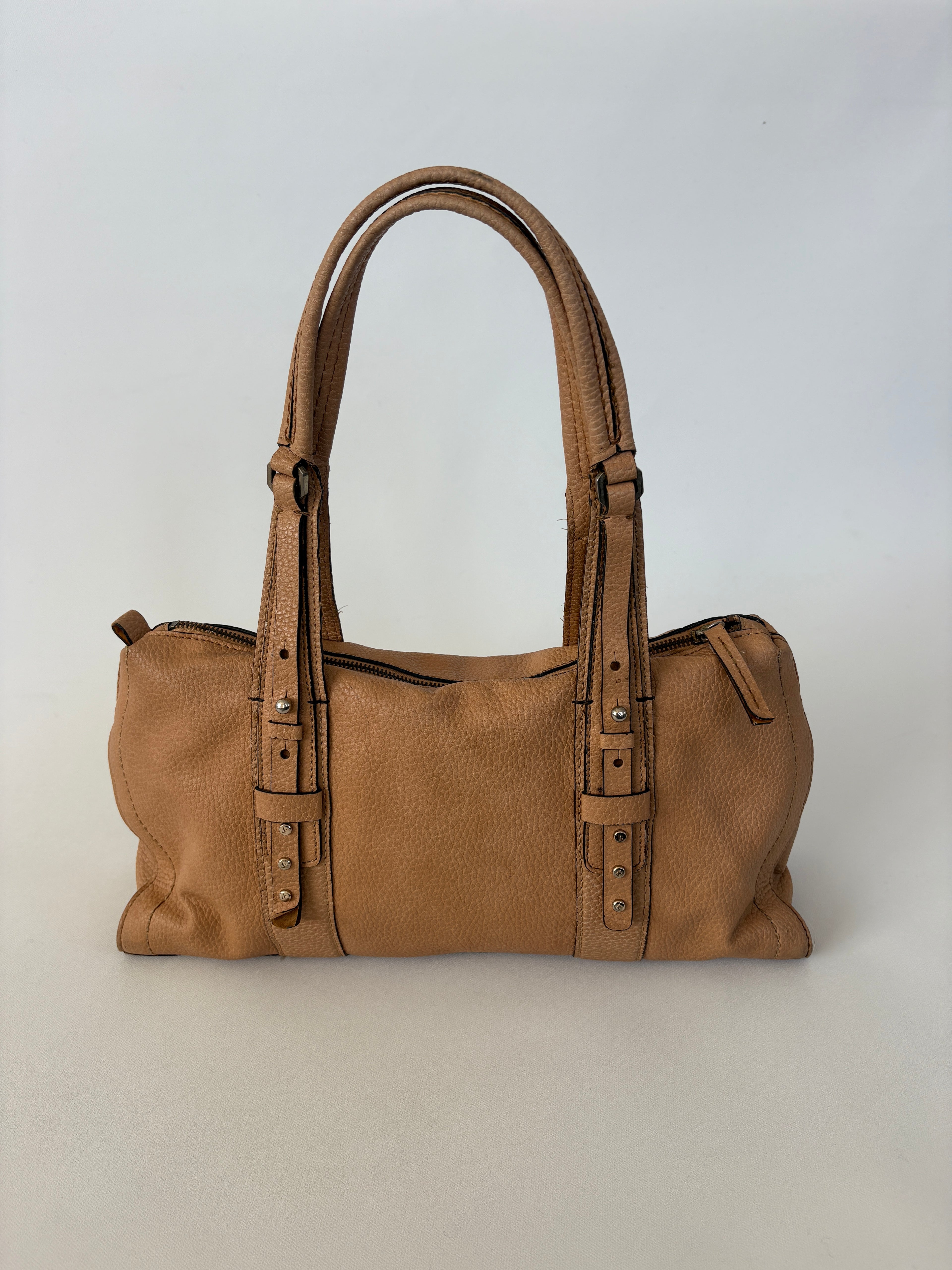1141 / Brown Liz Claiborne Bag