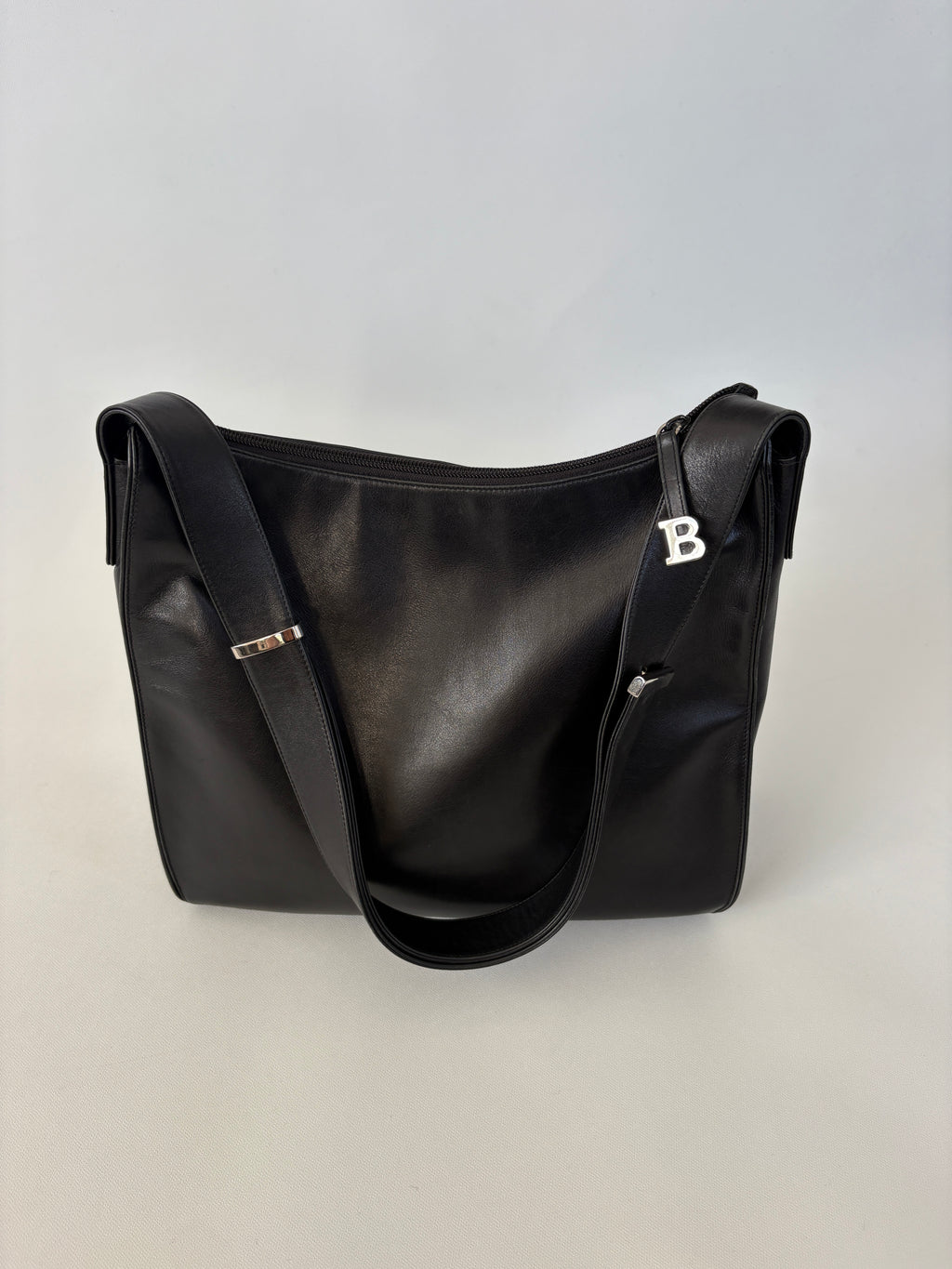 1192 / Bally Black Leather Messenger Bag