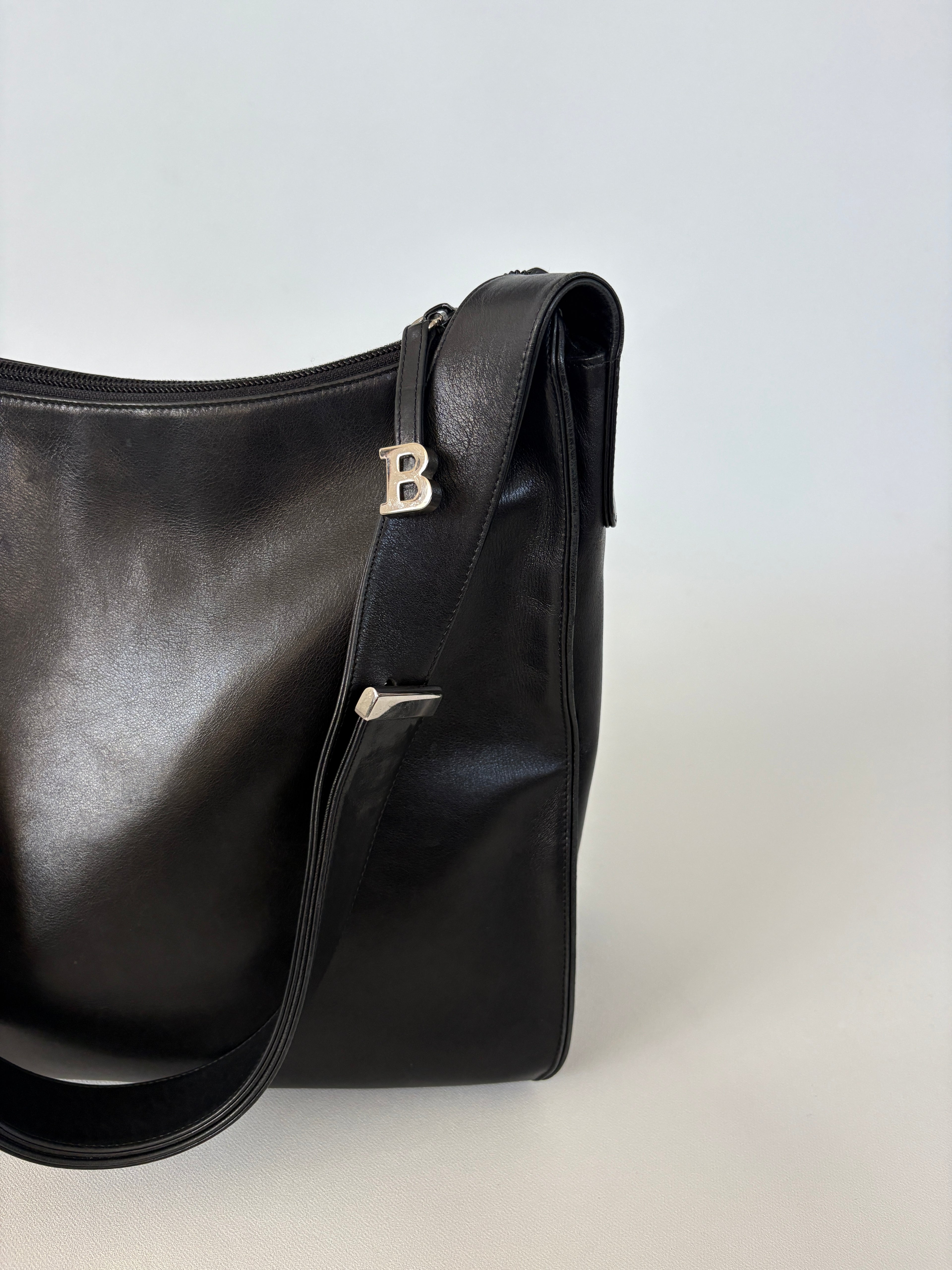 1192 / Bally Black Leather Messenger Bag