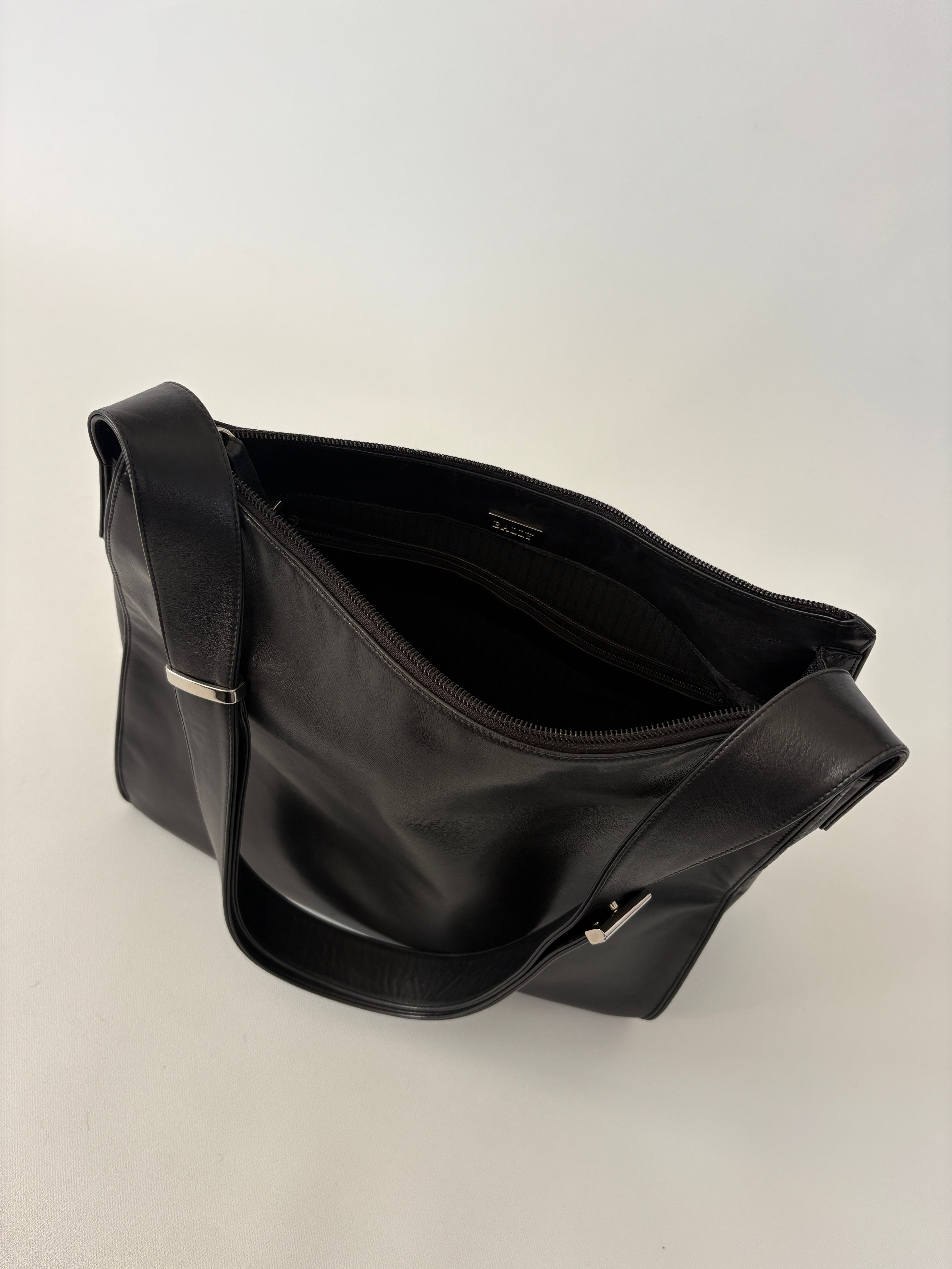 1192 / Bally Black Leather Messenger Bag