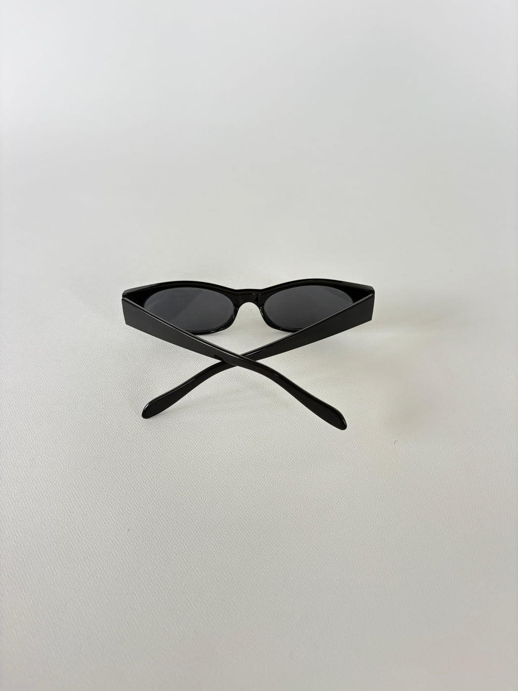 1217 / Black Skinny Sunglasses