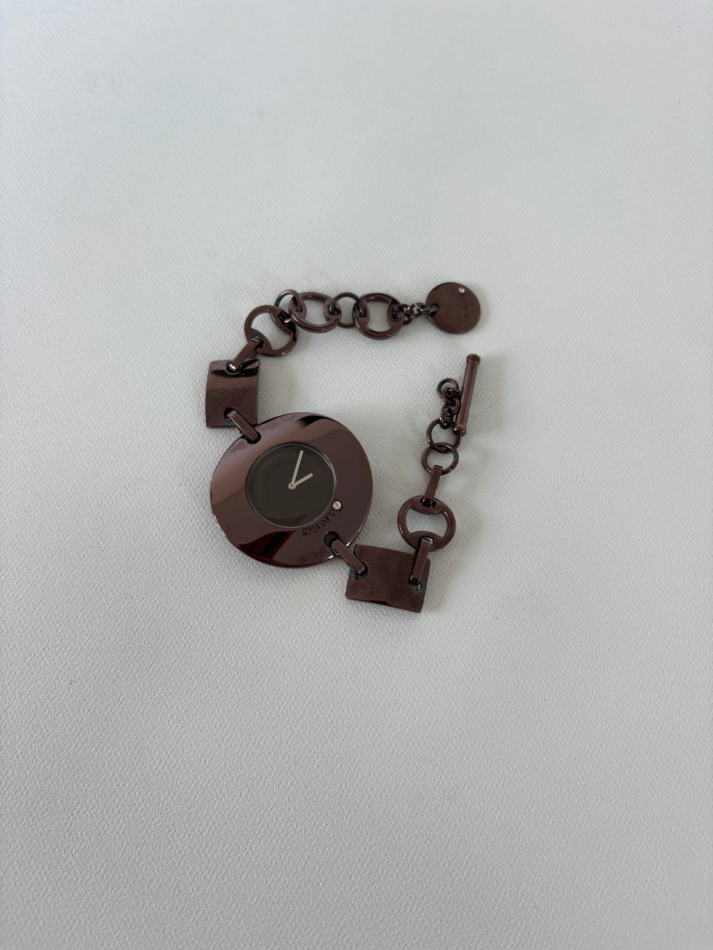 1239 / Brown DKNY Chain Watch