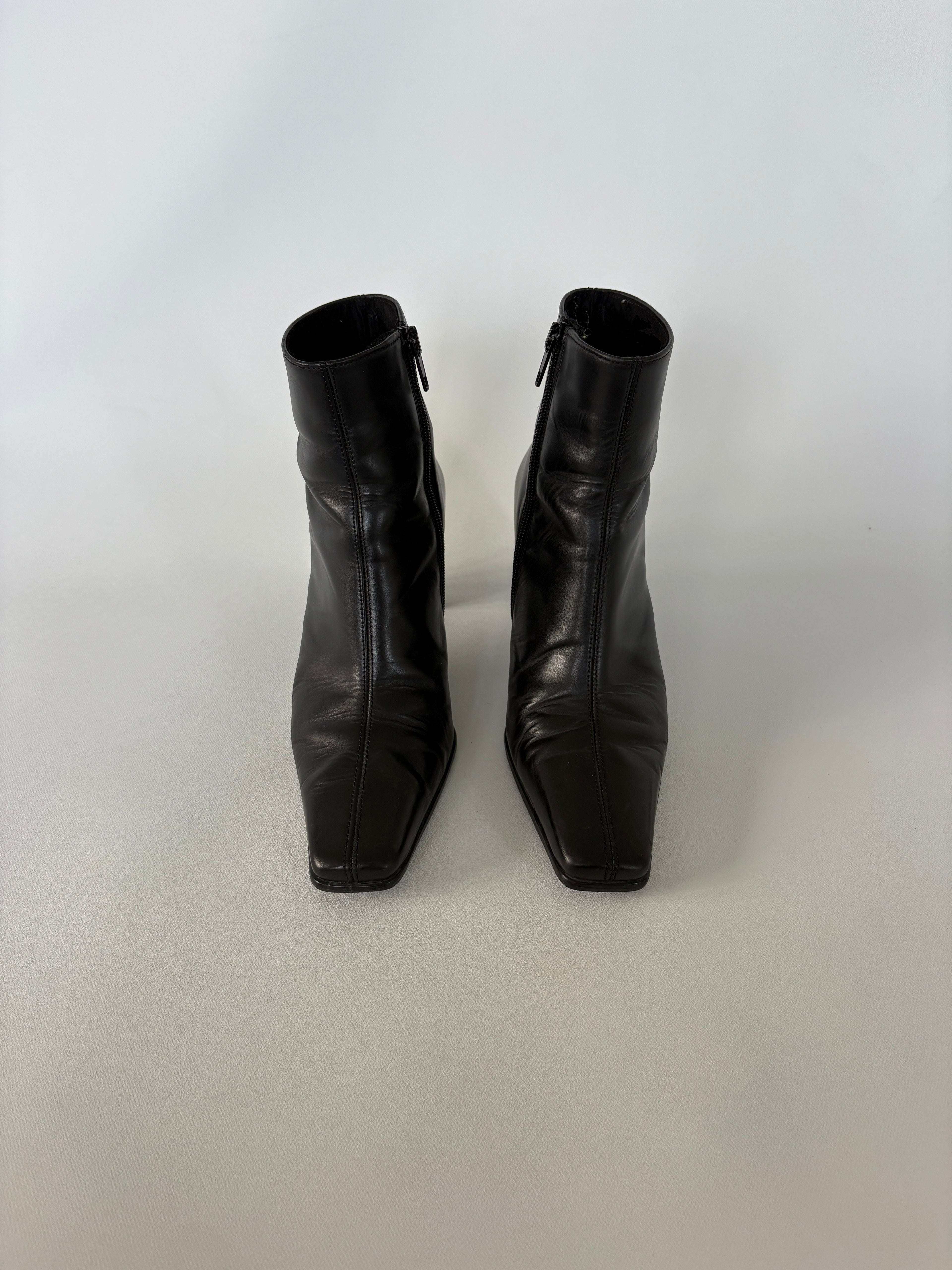 1283 / Black Garbor Ankle Boots