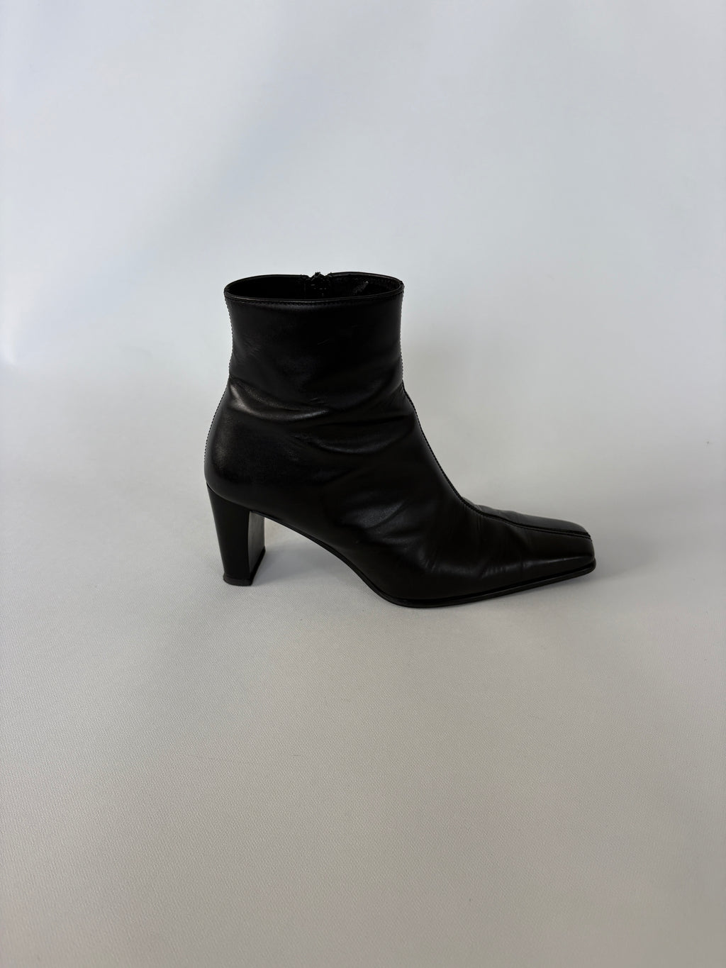 1283 / Black Garbor Ankle Boots