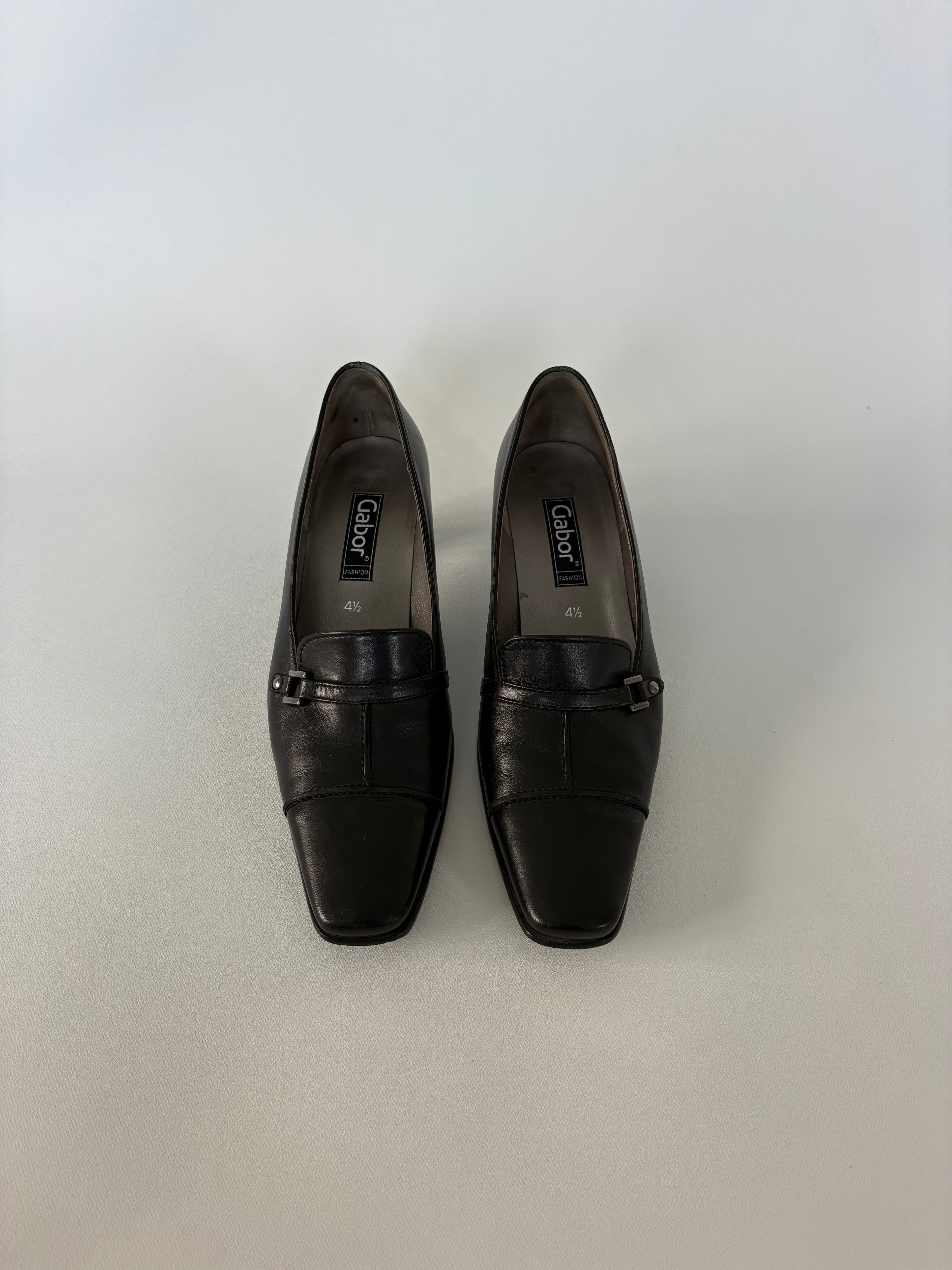 🔒1285 / Black Heel w/ Buckle Detail
