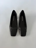 1293 / Vintage Black Square Toe Heels