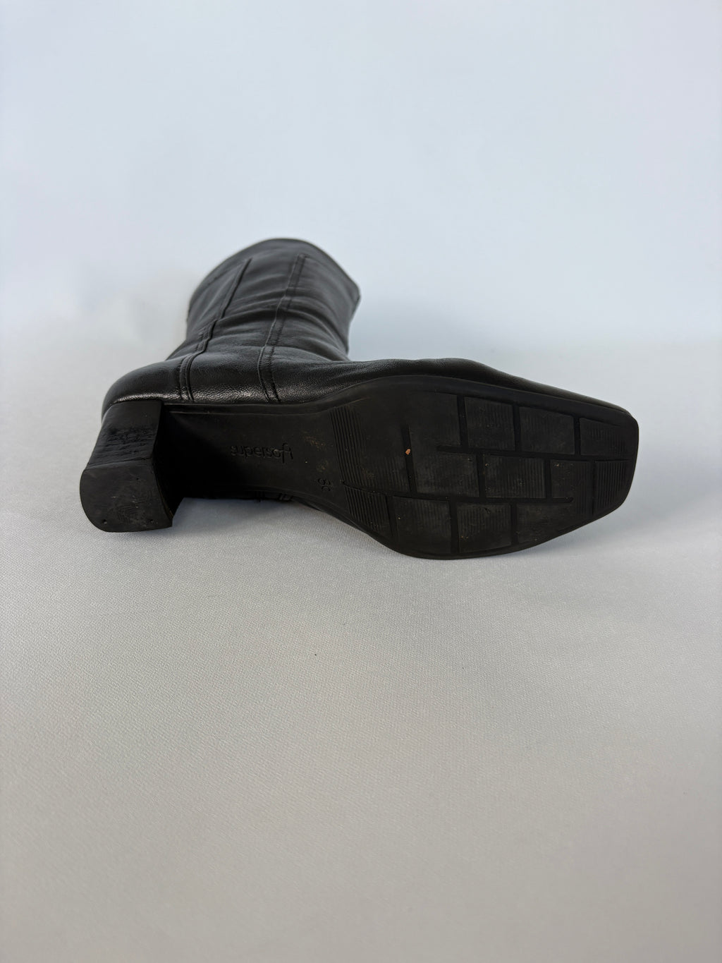 1294 / Black Supersoft Mid Calf Boots