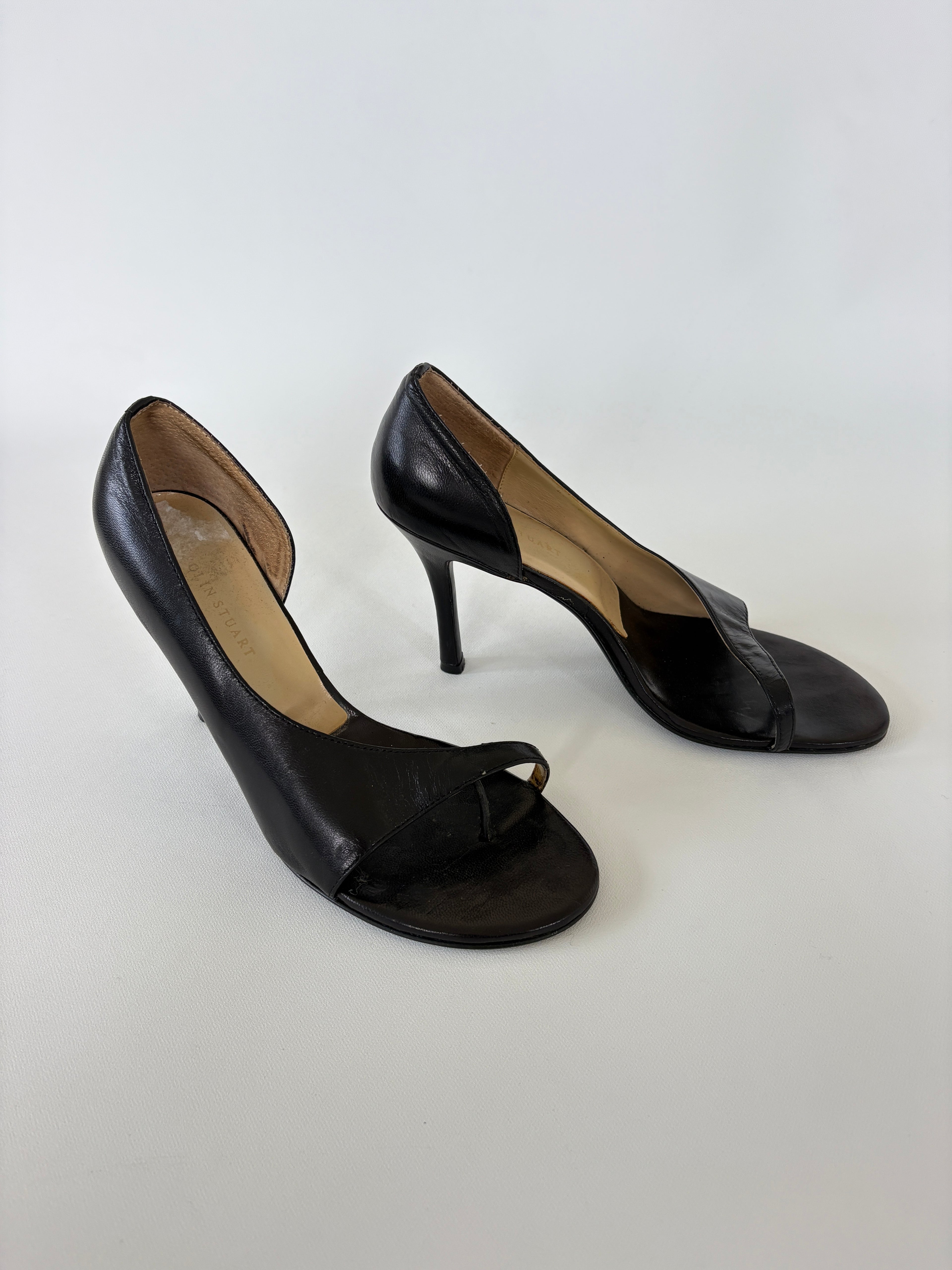 13 / Black Colin Stuart Split-Toe Heels